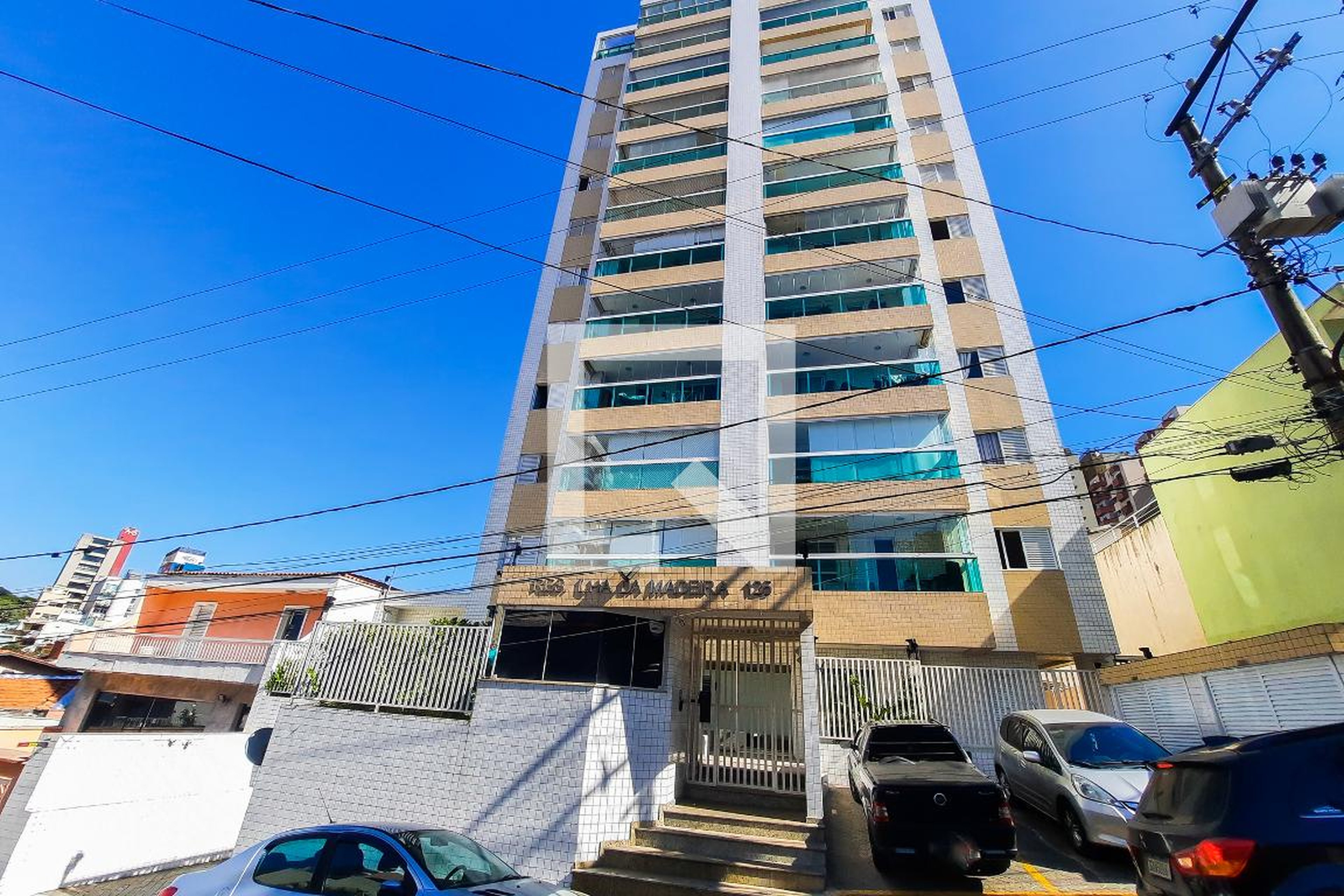 Fachada do Condomínio Condomínio Ilha da Madeira