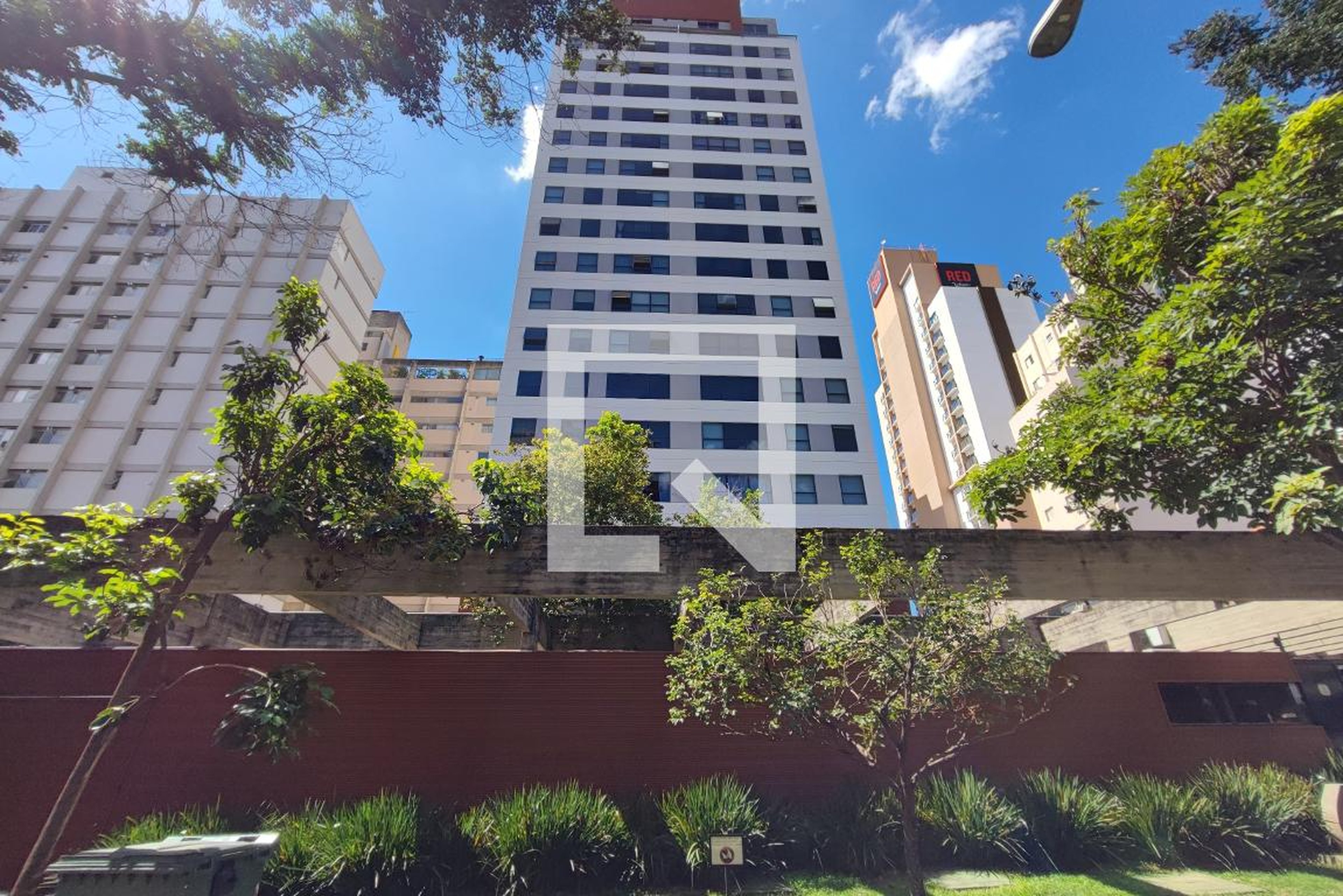 Fachada do Condomínio Condomínio MaxHaus Cambuí I