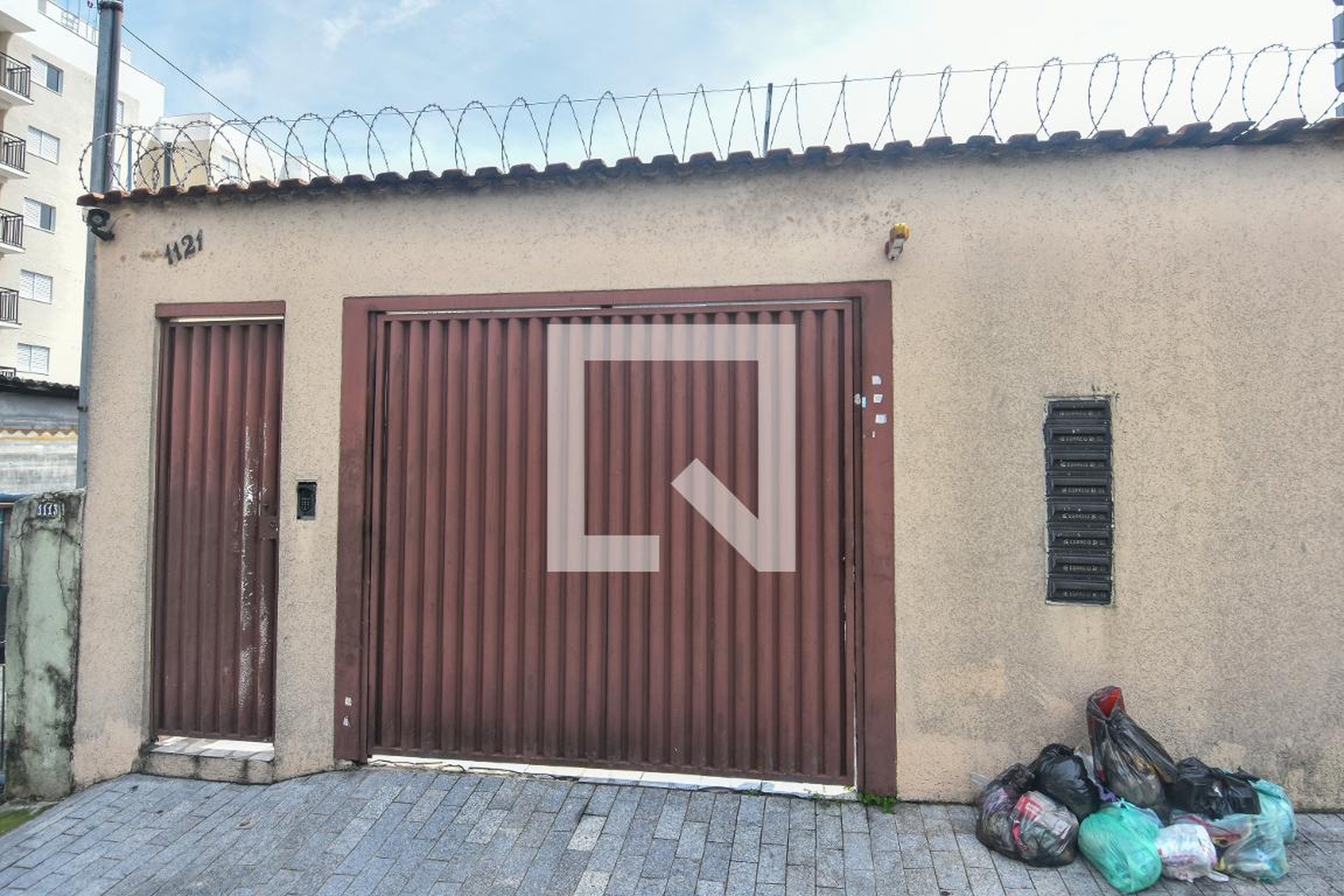 Fachada Condomínio Alves de Almeida