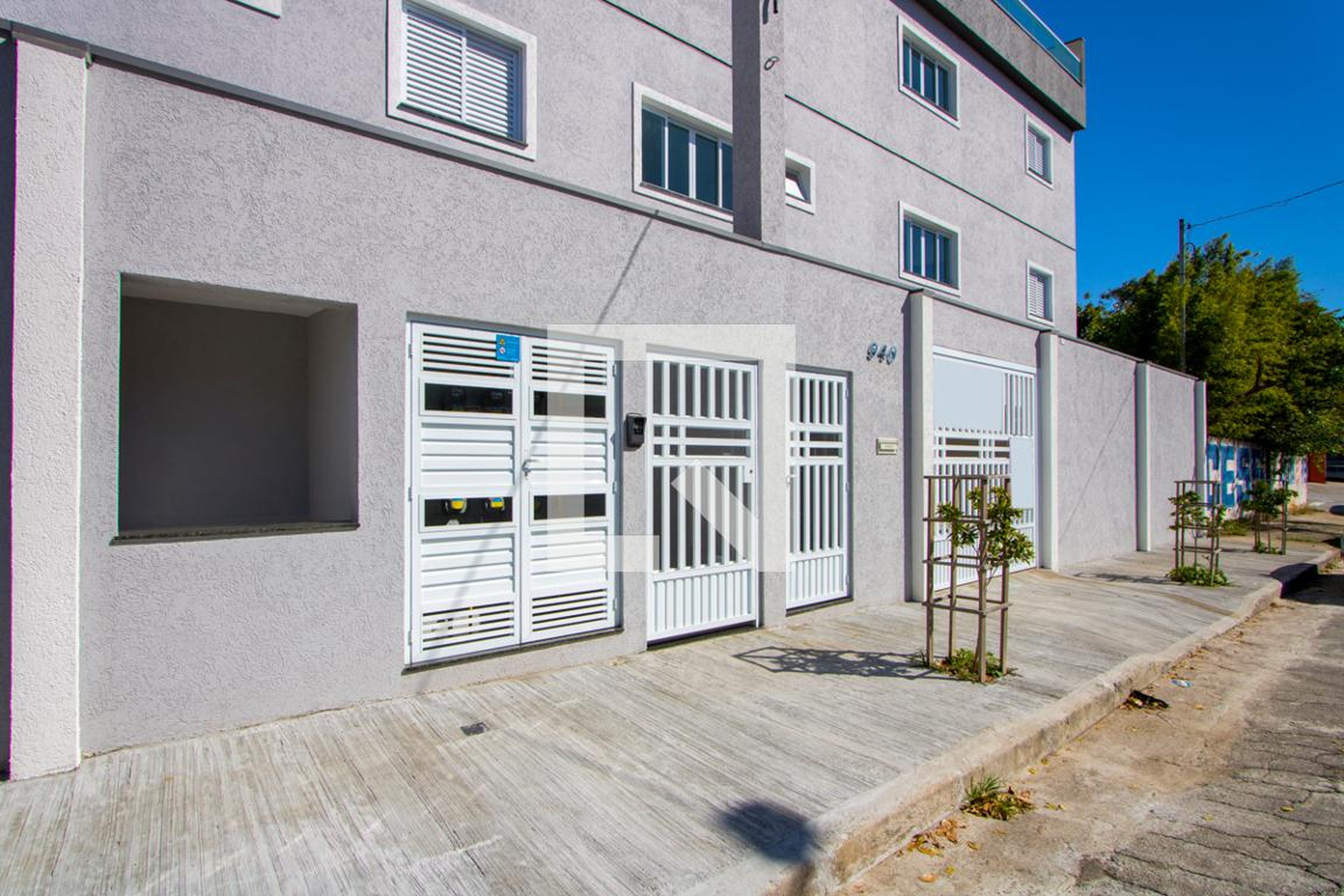 Fachada Condomínio em Rua Fernando Pessoa, 940