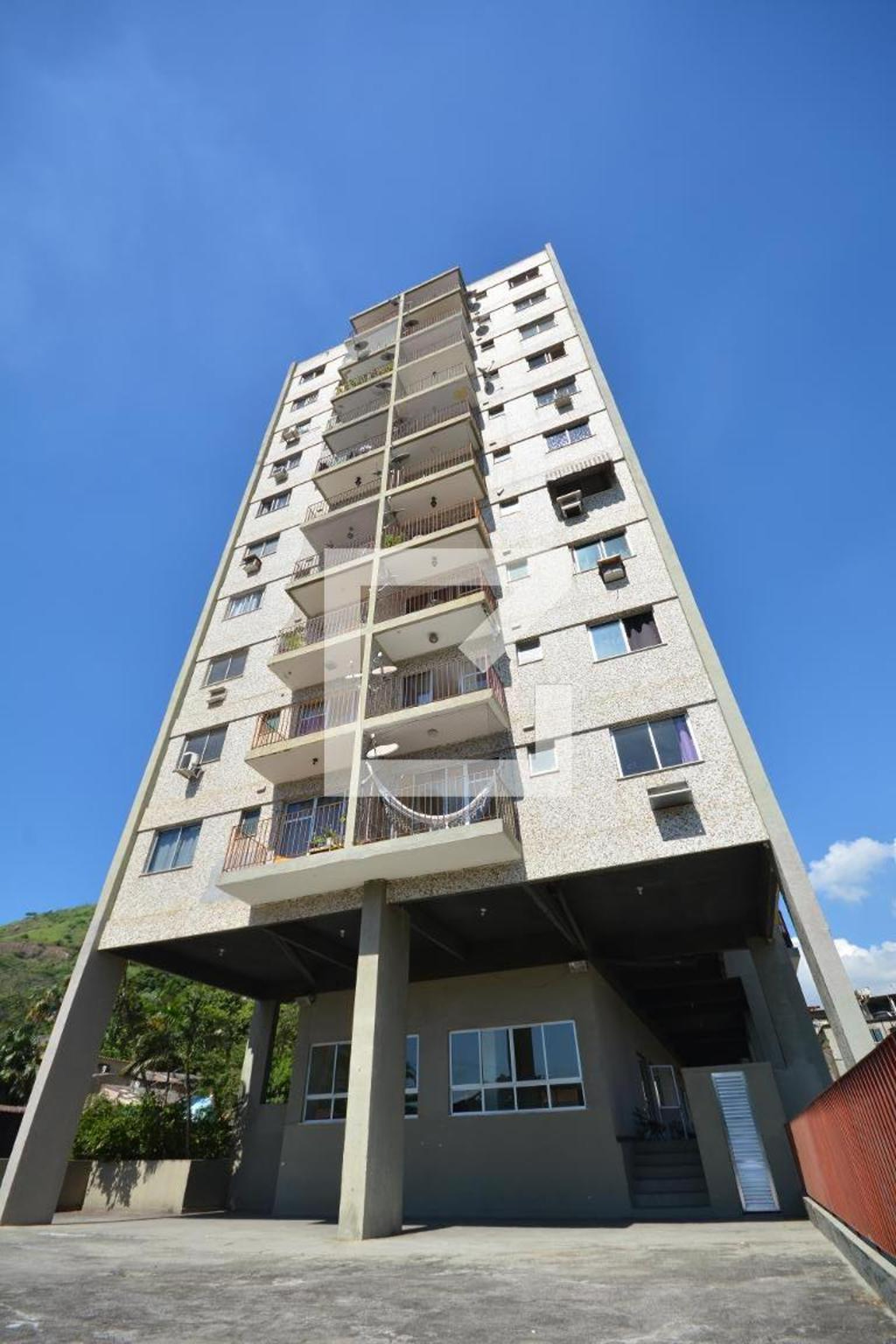 Fachada Condomínio Lima Drumond