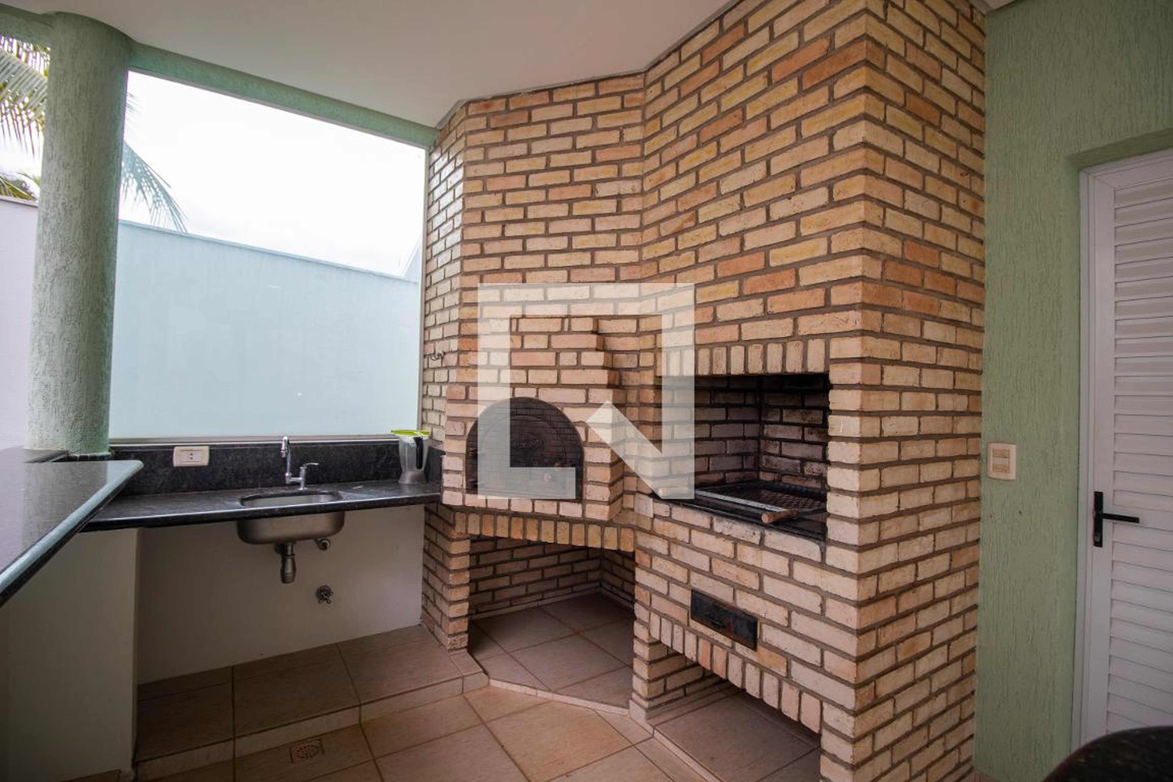 Churrasqueira - Alphaville Ipe