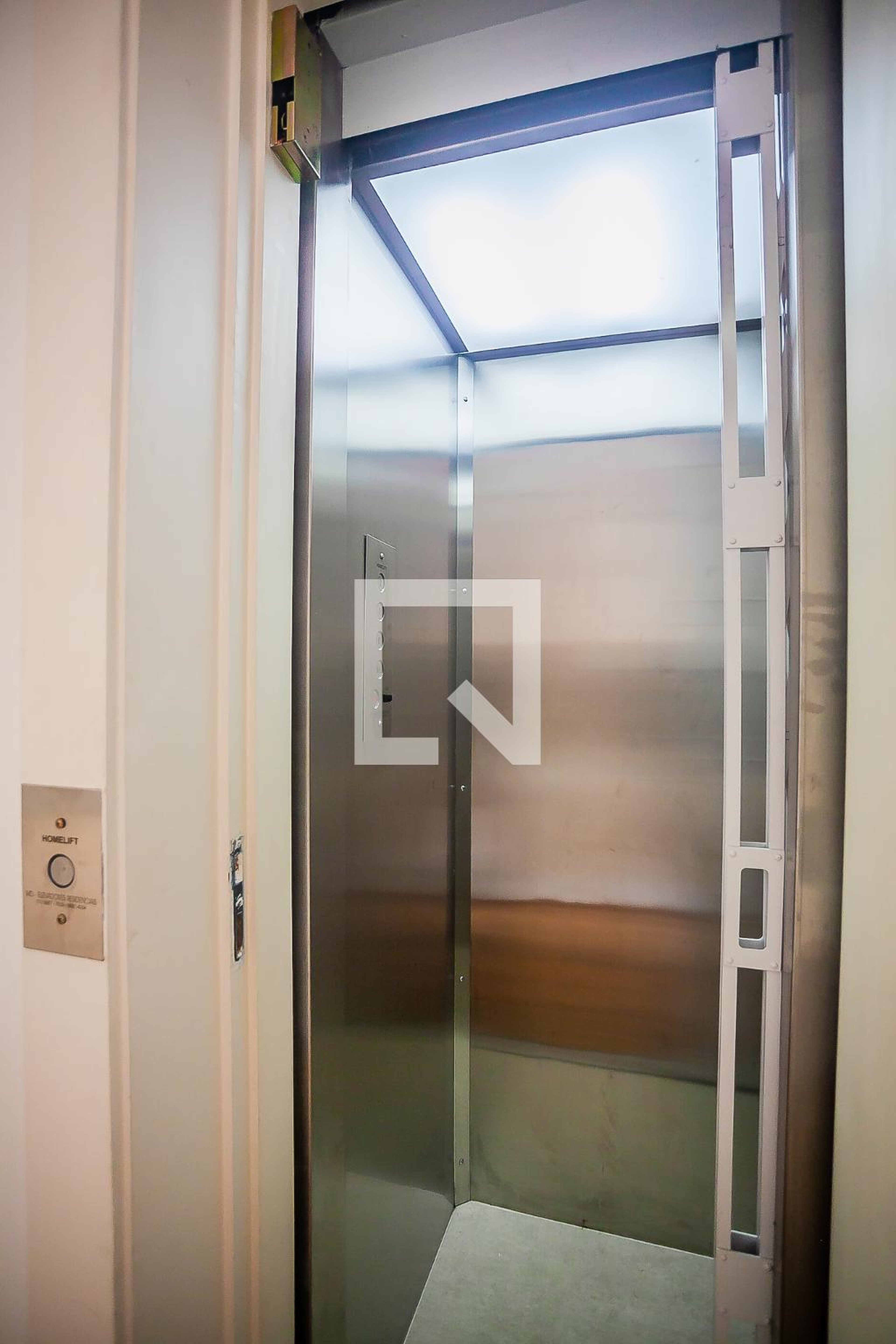 Elevador - Jardim Vitória Régia