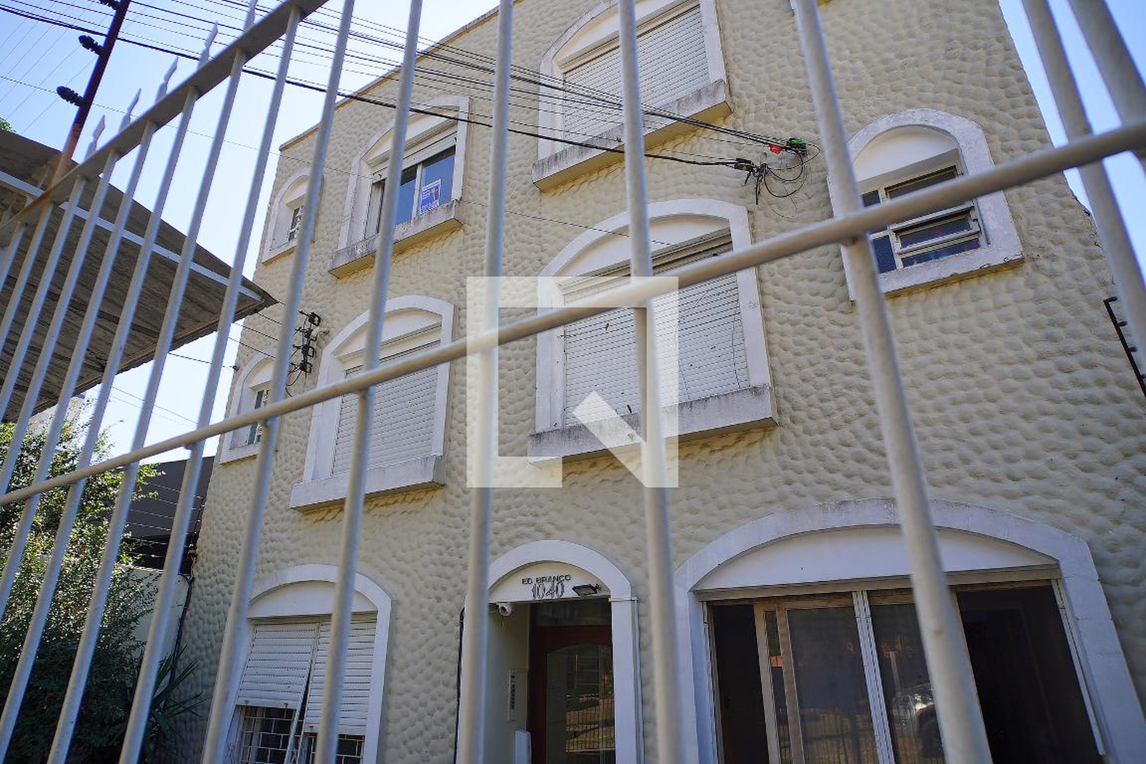 Fachada do Prédio Edifício Branco