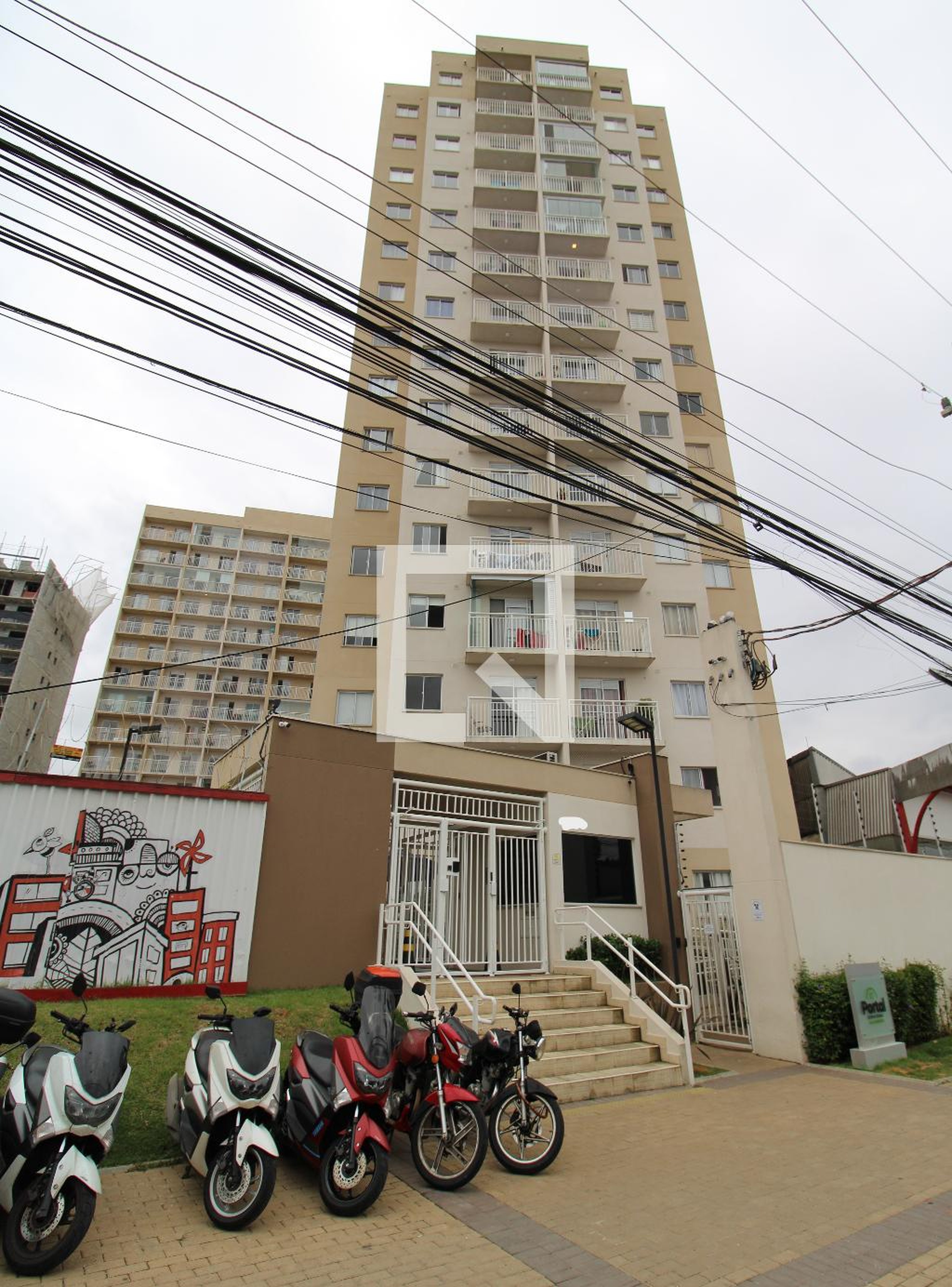 Fachada do condomínio Condomínio Portal Barra Funda - Vila Rio Branco