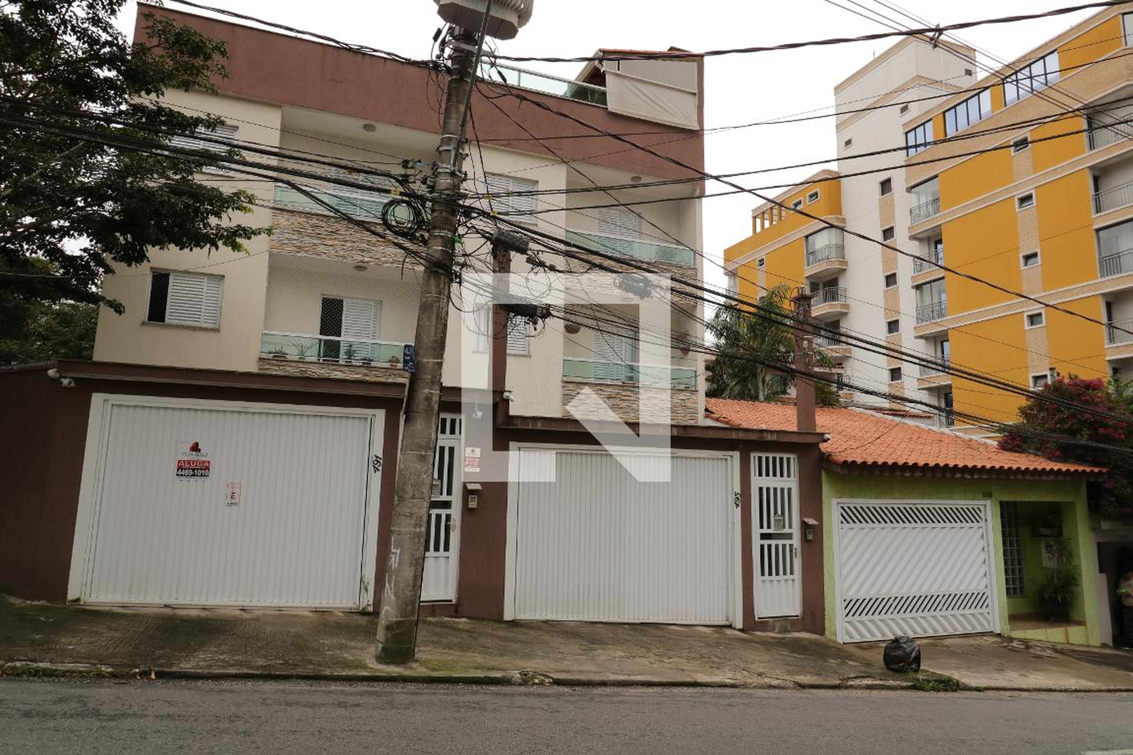 Fachada Condomínio em Rua Atibaia, 495