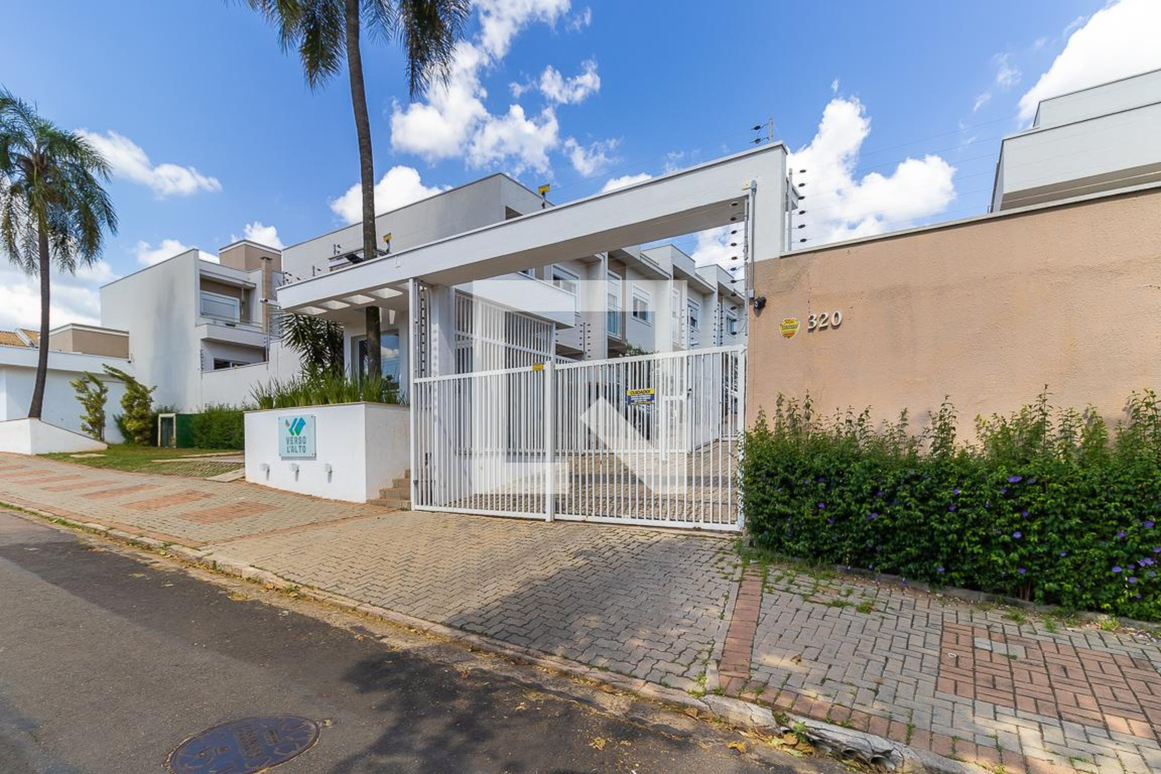 Fachada do condomínio Residencial Verso L'Alto