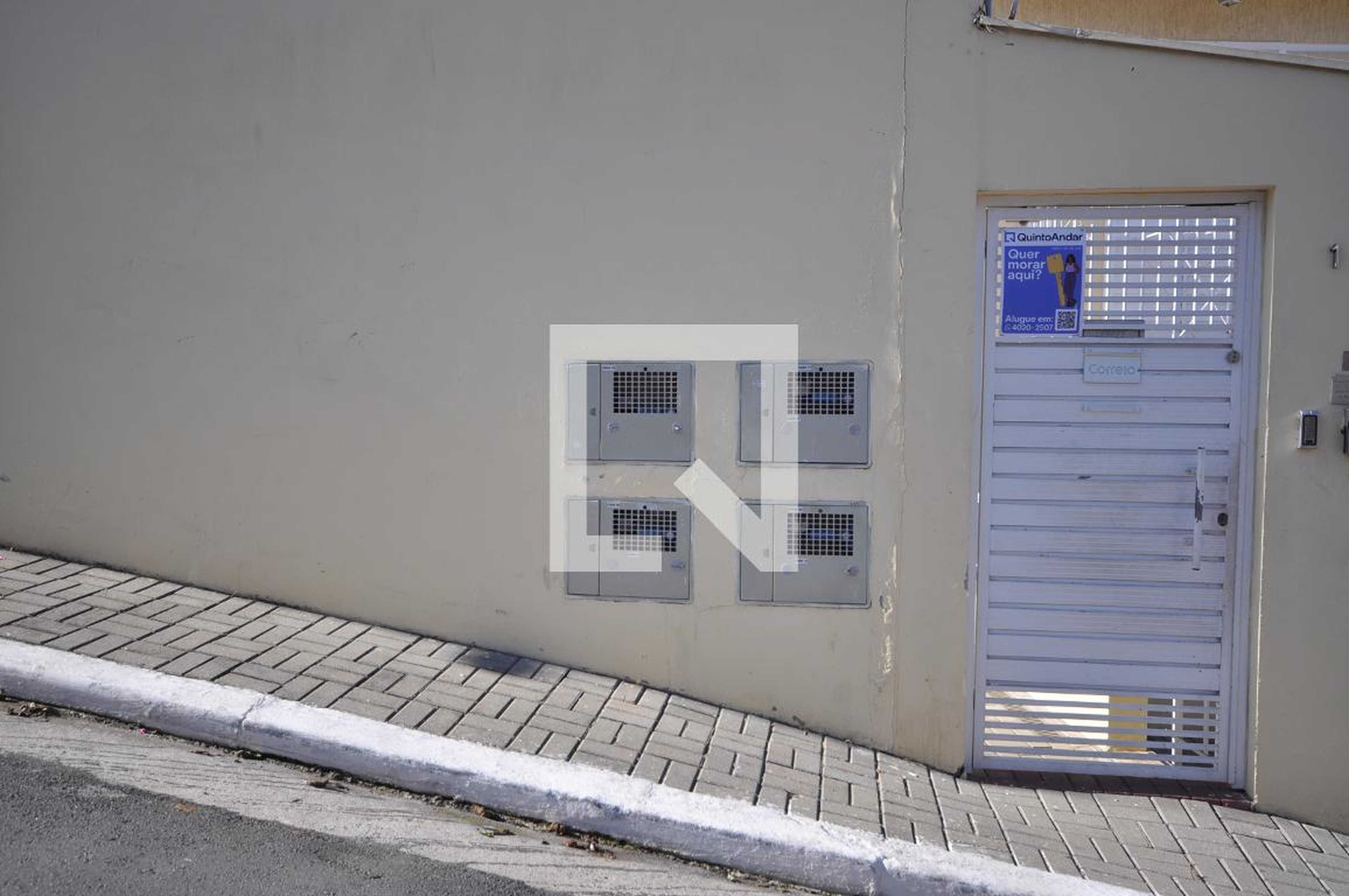 Fachada Condomínio em Rua Iwajiro Takahashi, 145