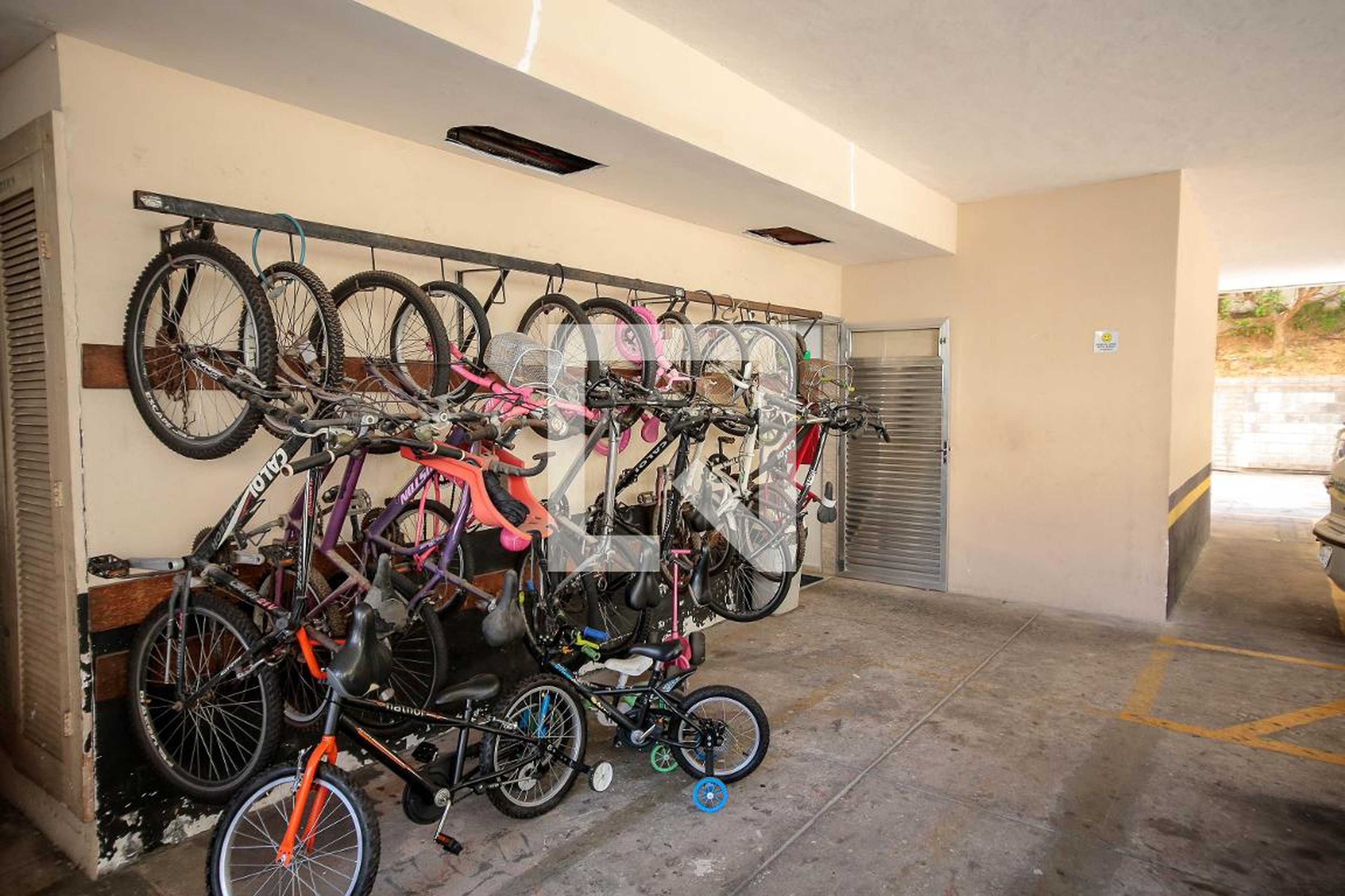 Bicicletário - Jardim do Meier