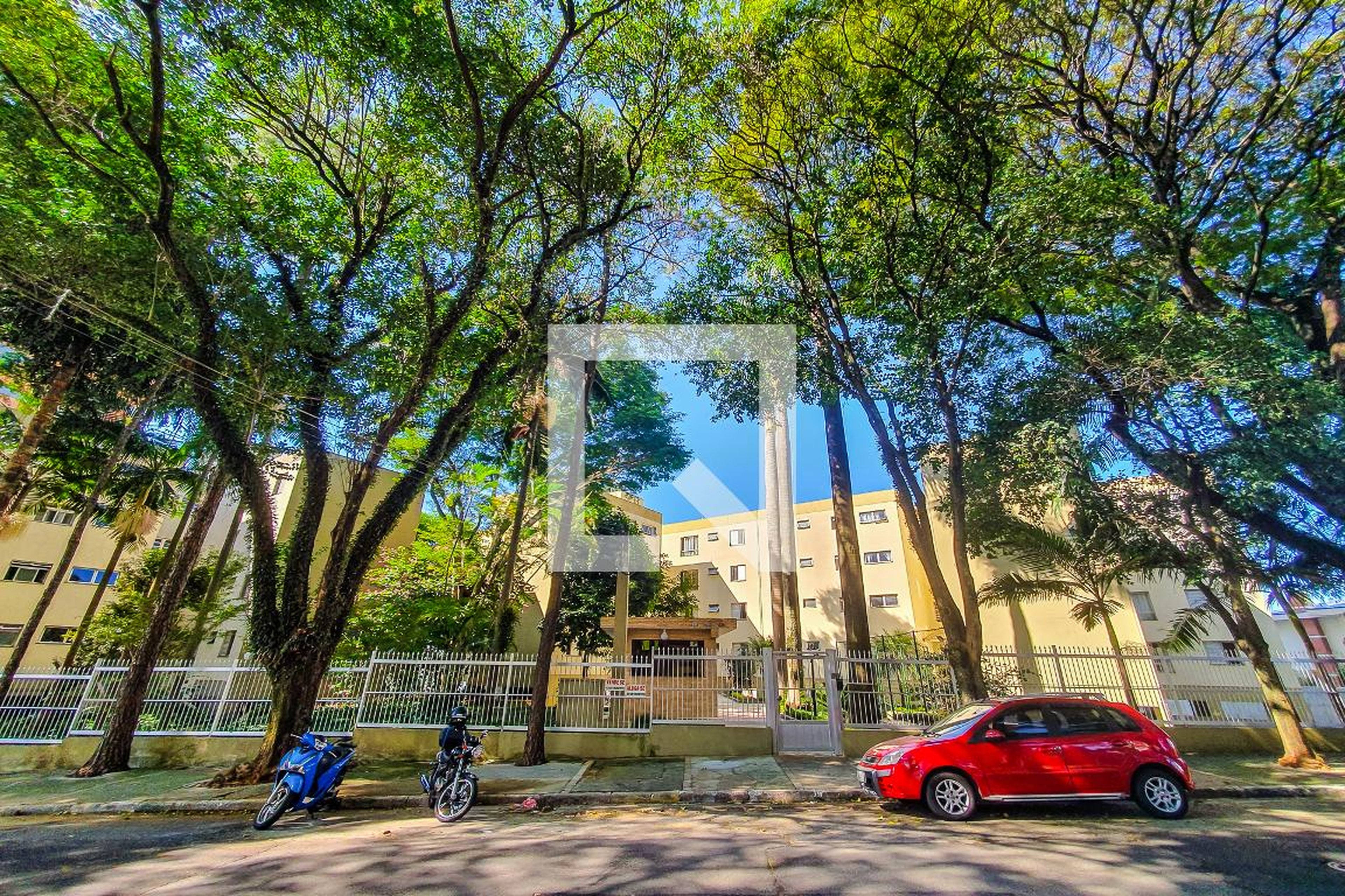 Fachada do Prédio Condomínio vila monumento