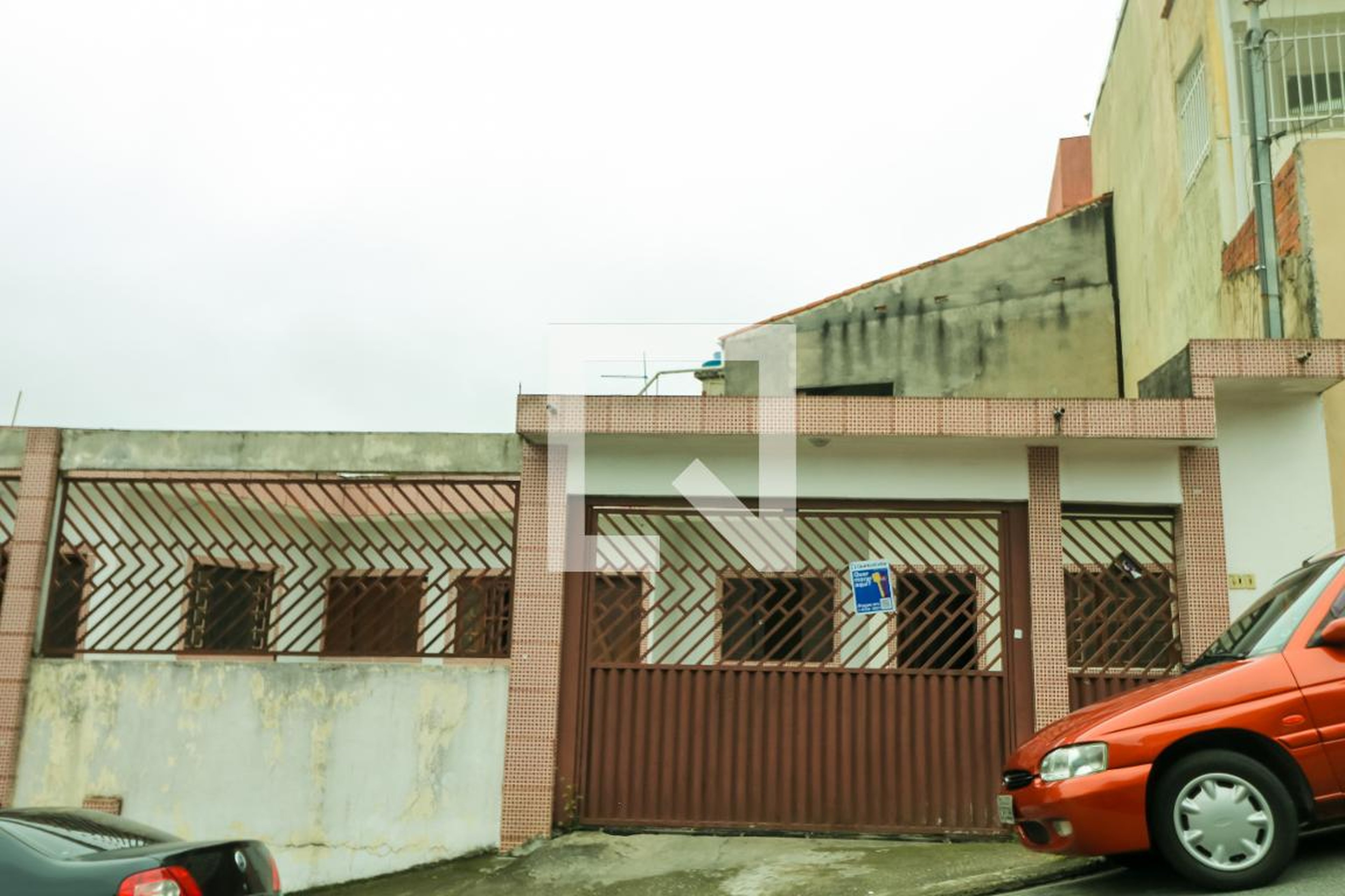 Fachada Condomínio em Rua Márcia Angélica Lopes, 1455