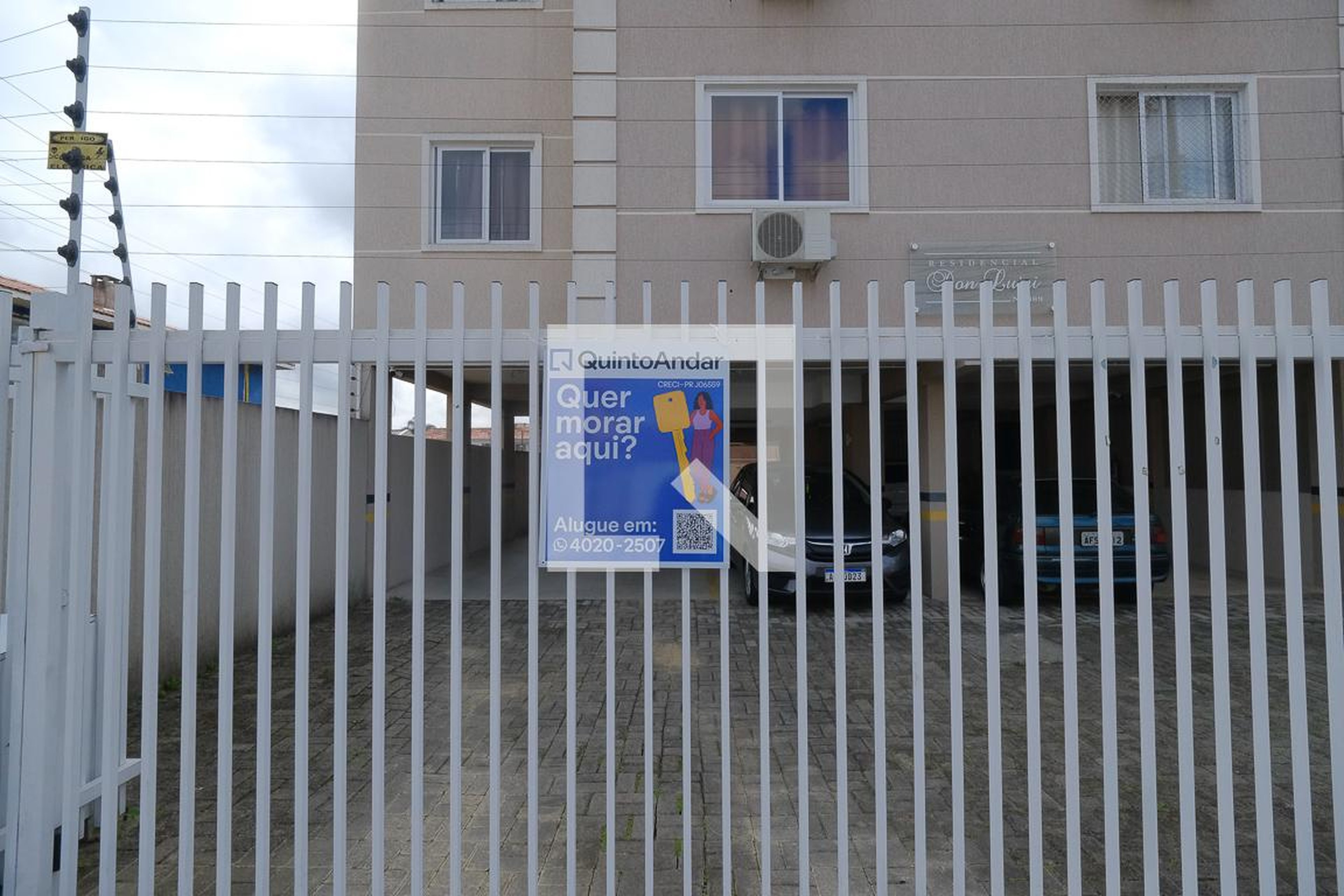 Fachada Condomínio em Rua Acre, 889