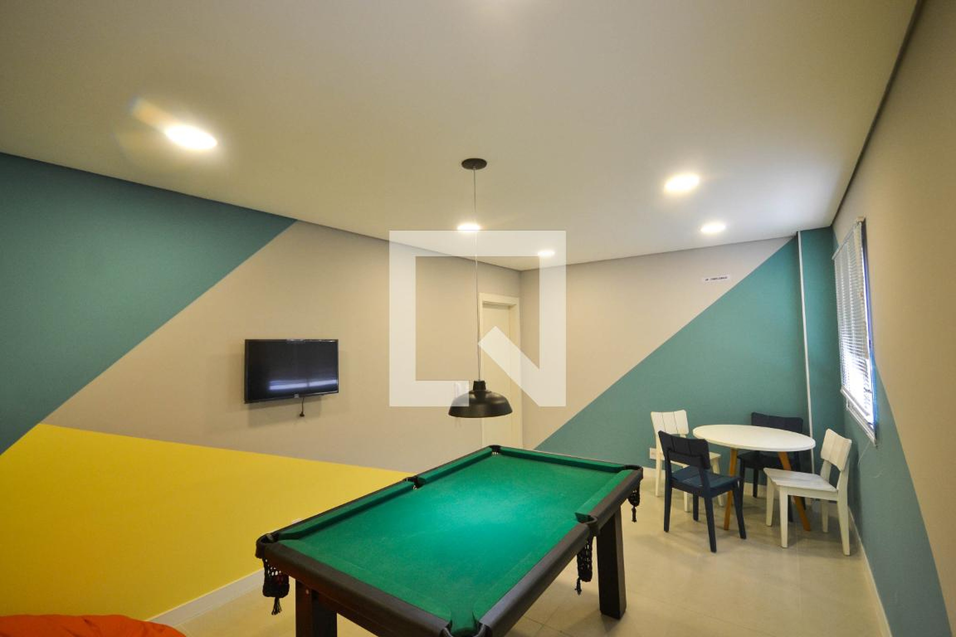 Sala de Jogos - Único Nova Iguaçu