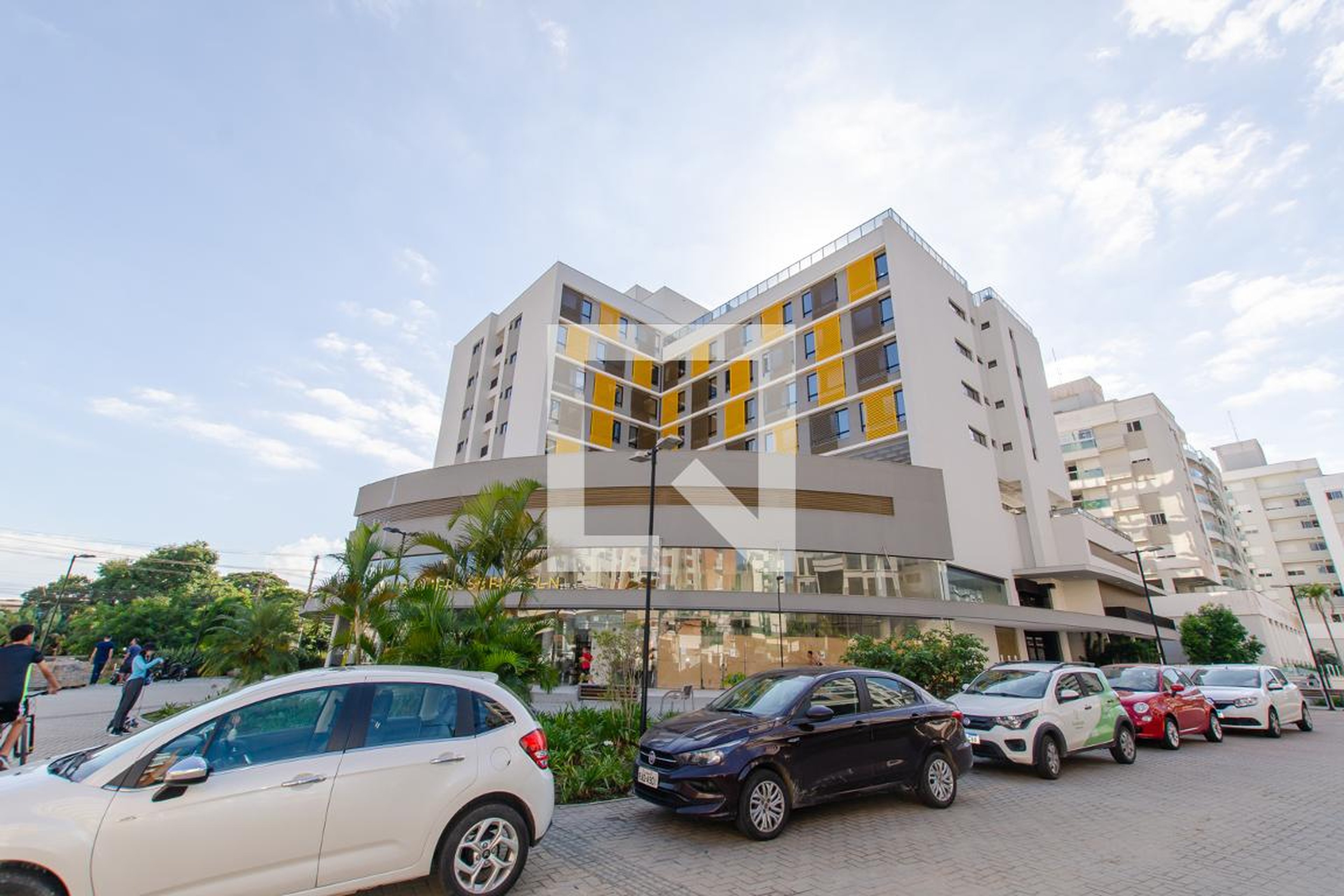 Fachada Condomínio Sapphire Studios & Gallery