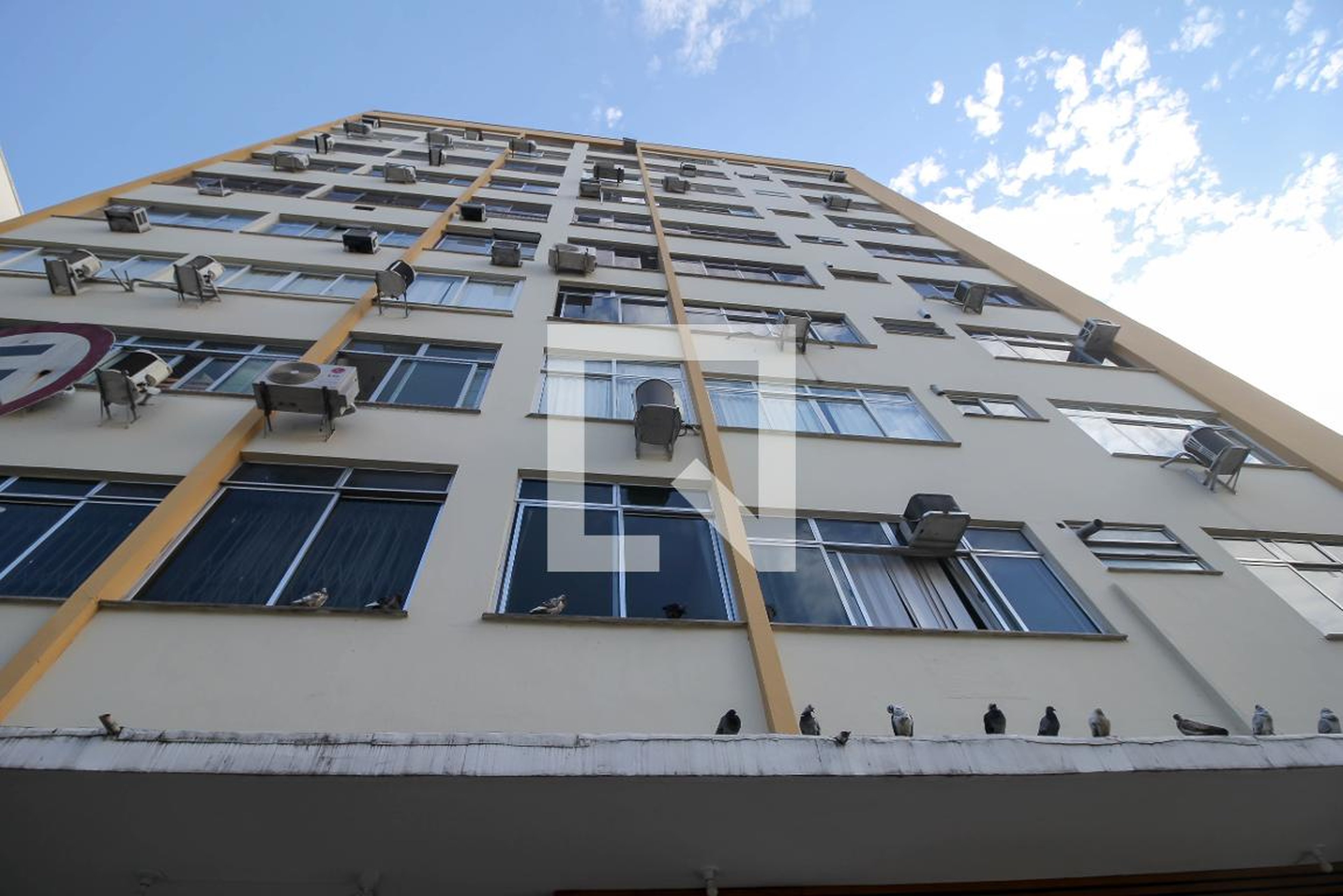 Fachada do Prédio Condomínio Mon Real IV