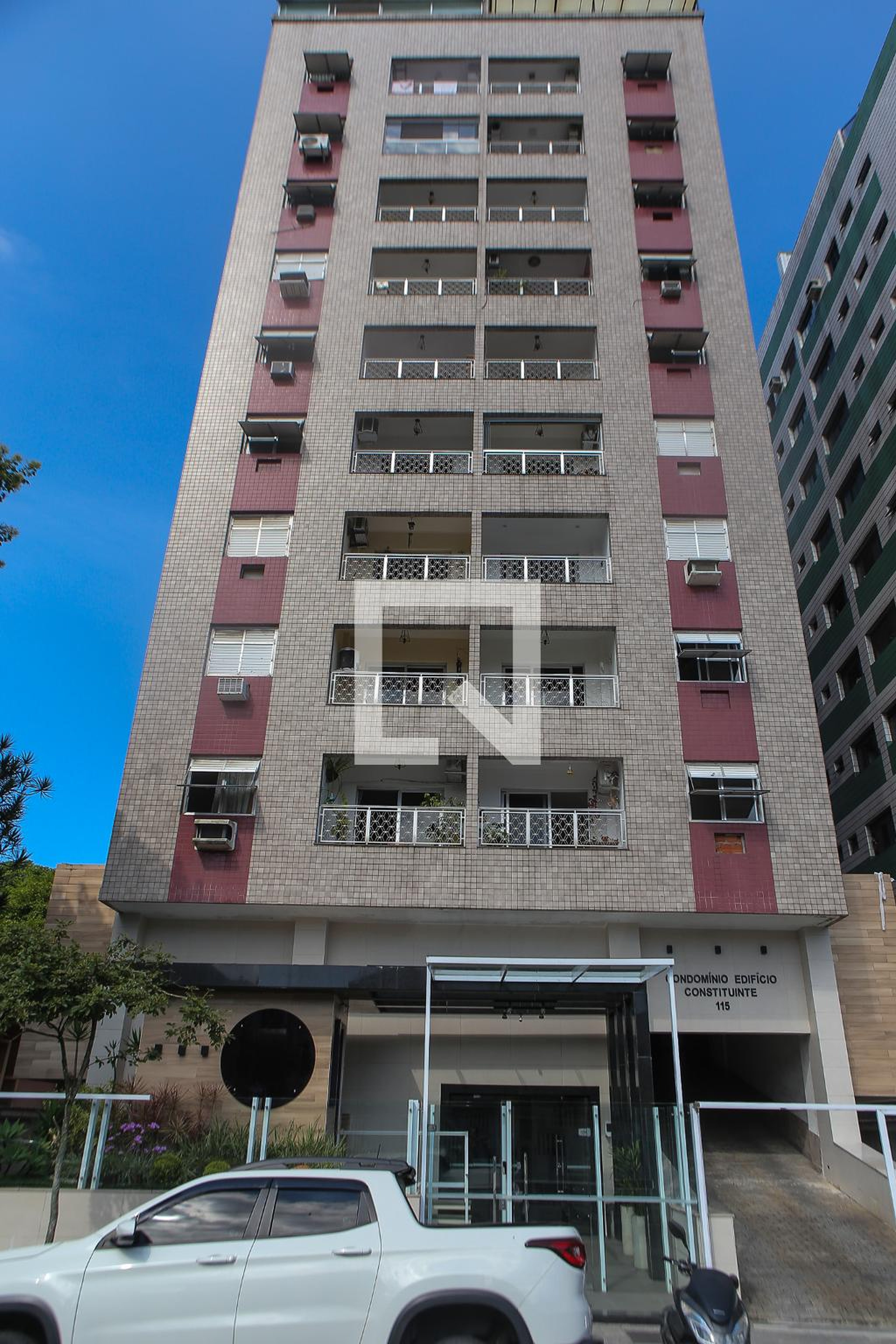 Fachada Edifício Constituinte