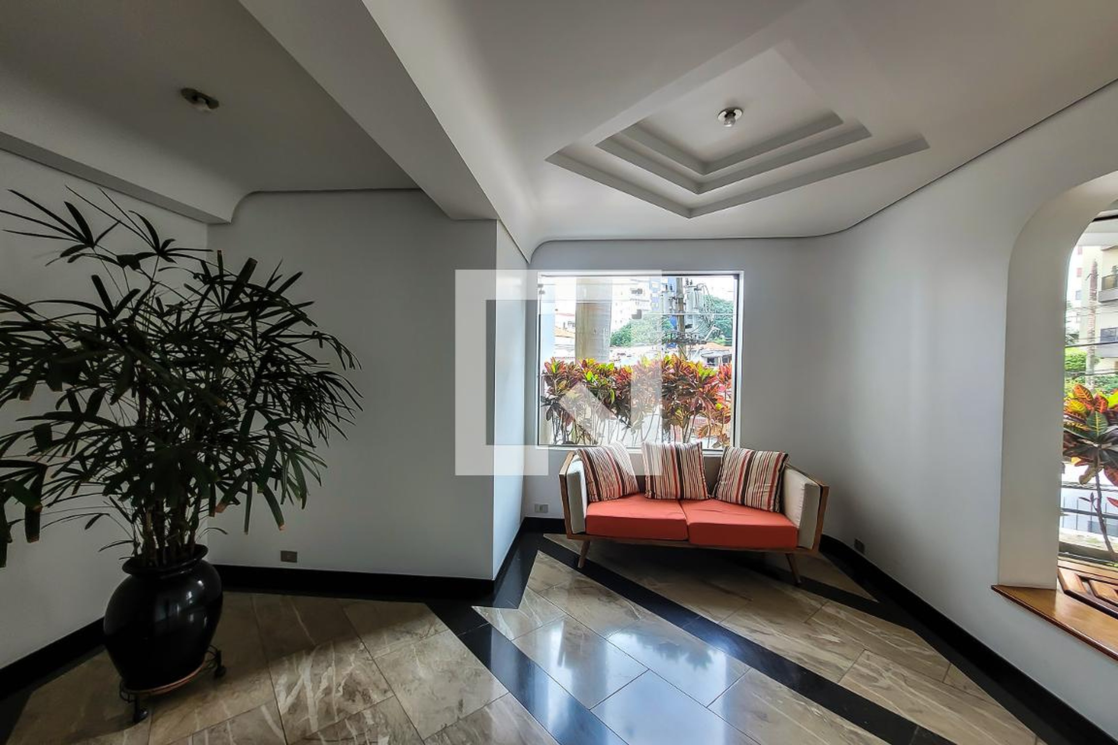 Hall social - Piazza D'ante