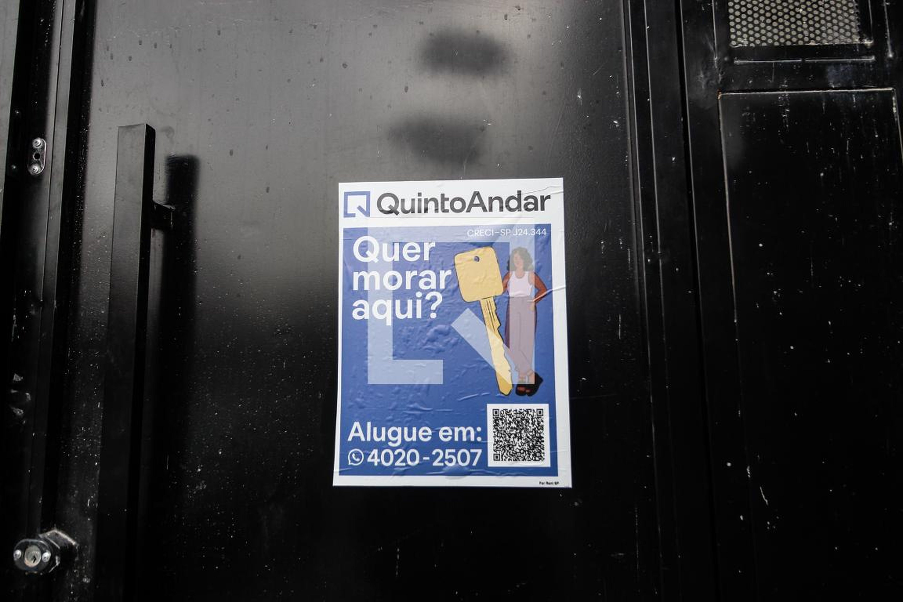 Fachada Condomínio em Rua Conselheiro Moreira de Barros, 1309