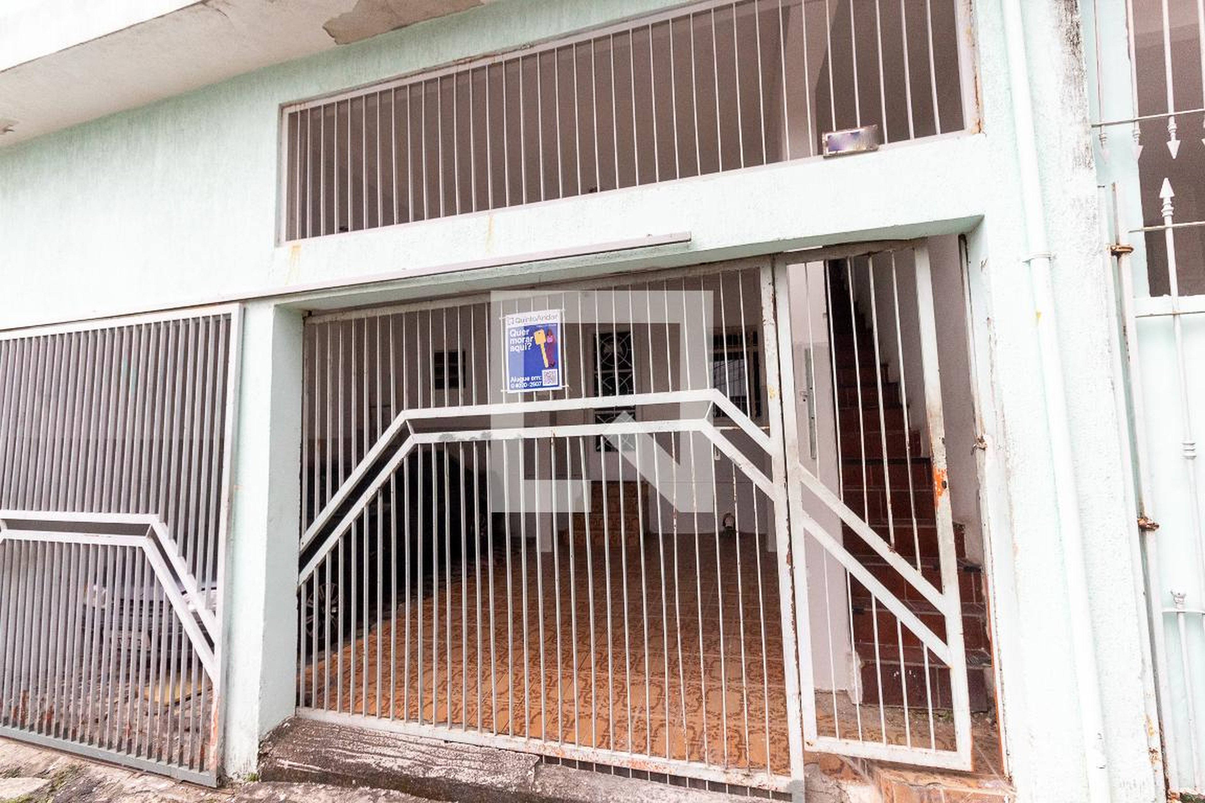 Fachada Condomínio em Rua Manuel Alves Ferreira, 4