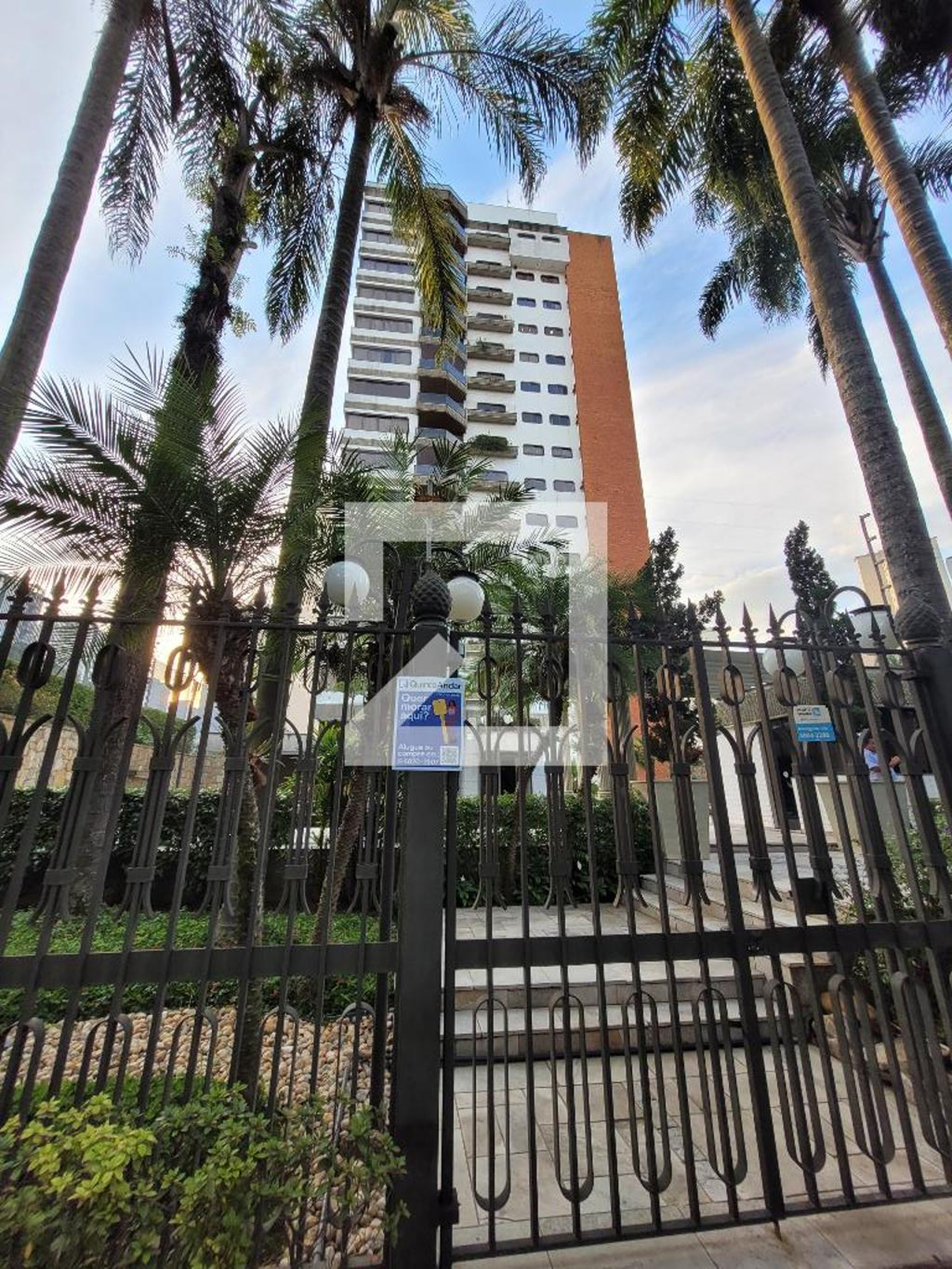 Fachada do Prédio Condomínio Michelangelo