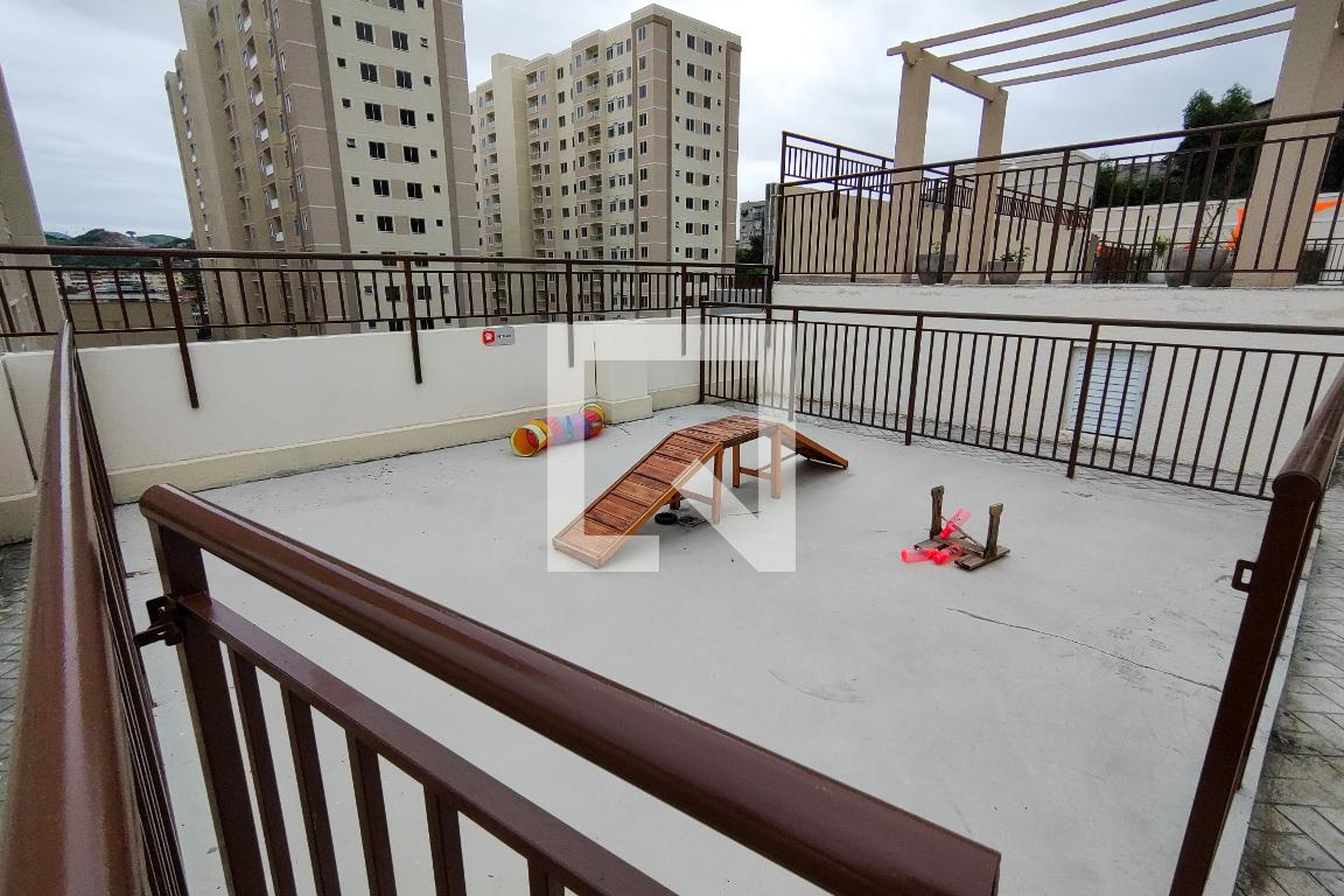 Espaço pet - Edifício Parque das Águas Empresarial