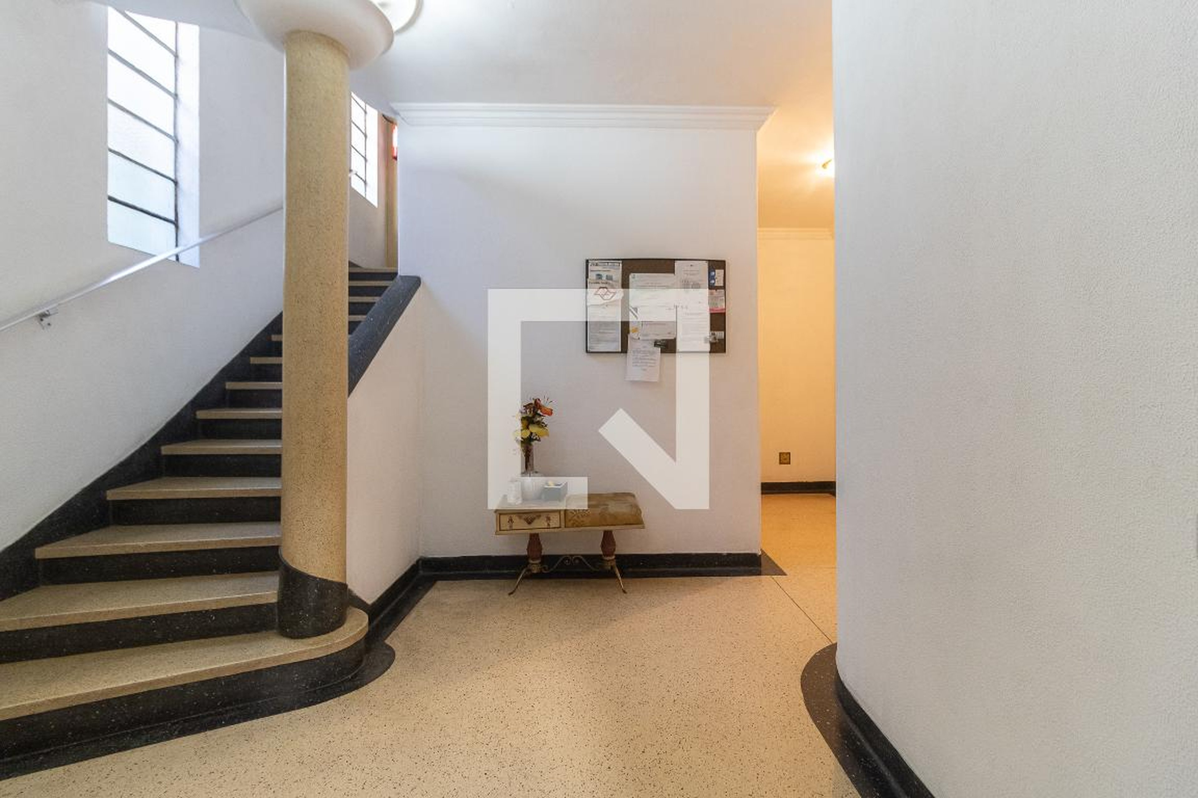 Hall de Entrada - Edifício Angela Antônio