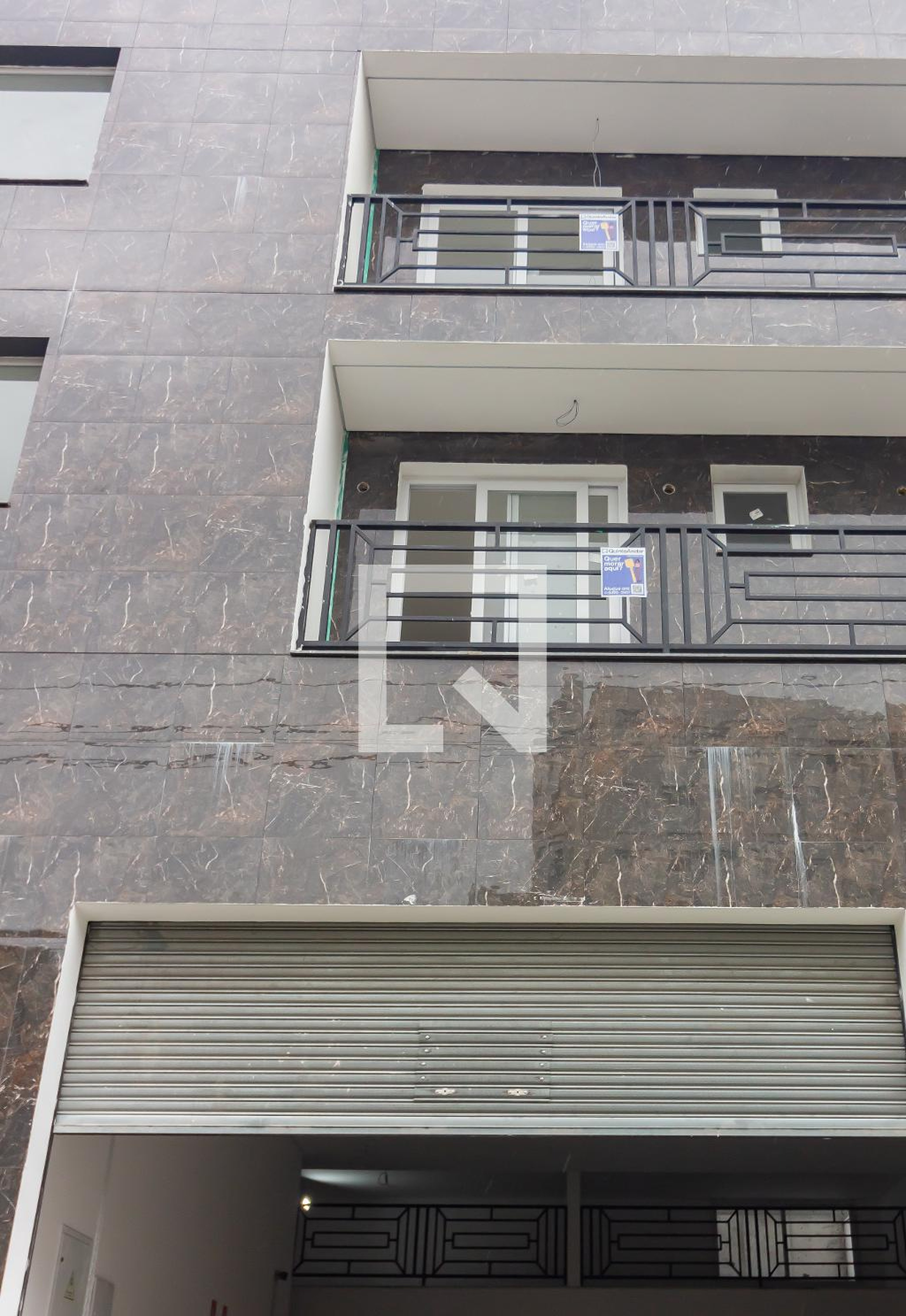 Fachada Condomínio em Avenida das Flores, 720