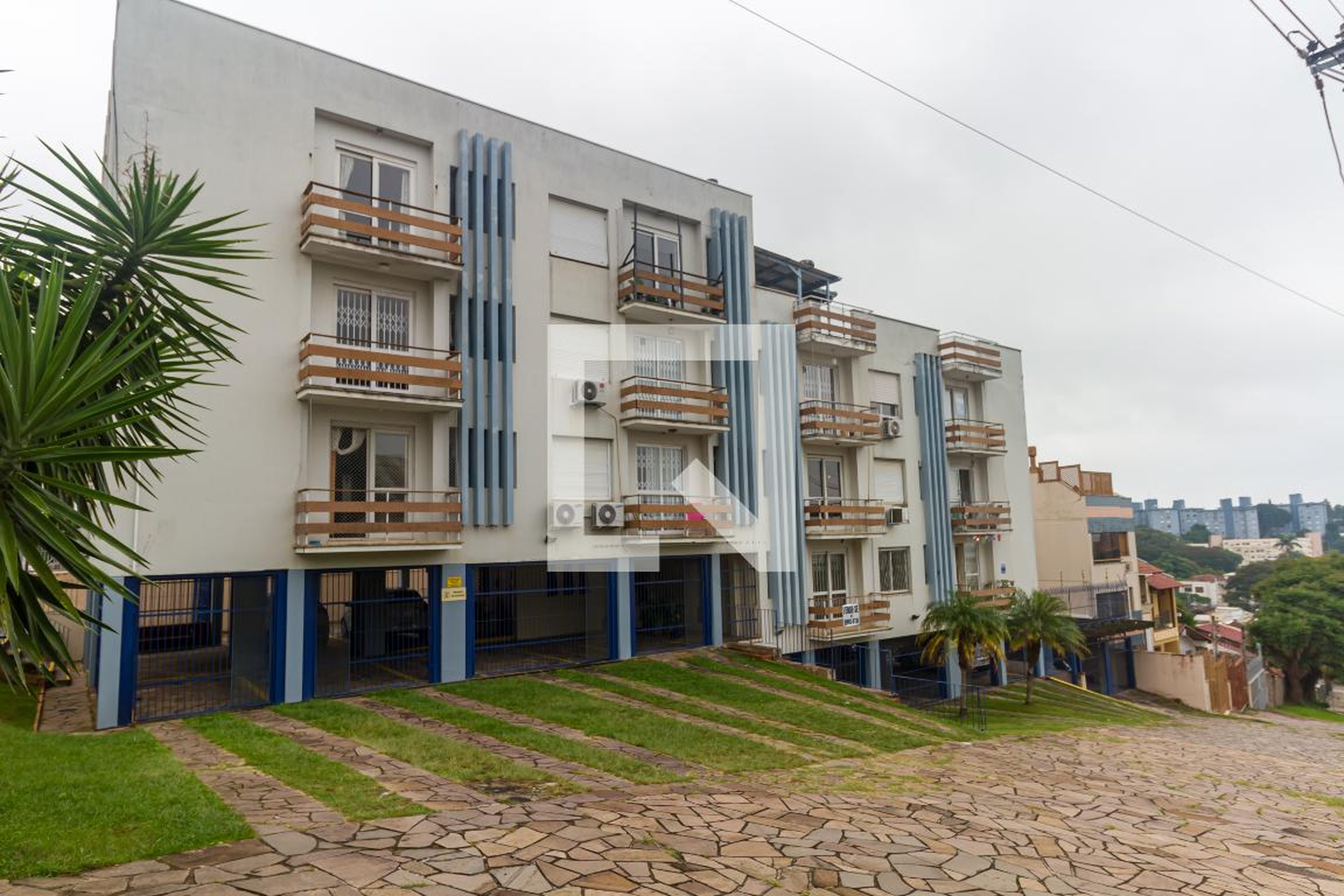 Fachada do prédio Condomínio El Dorado