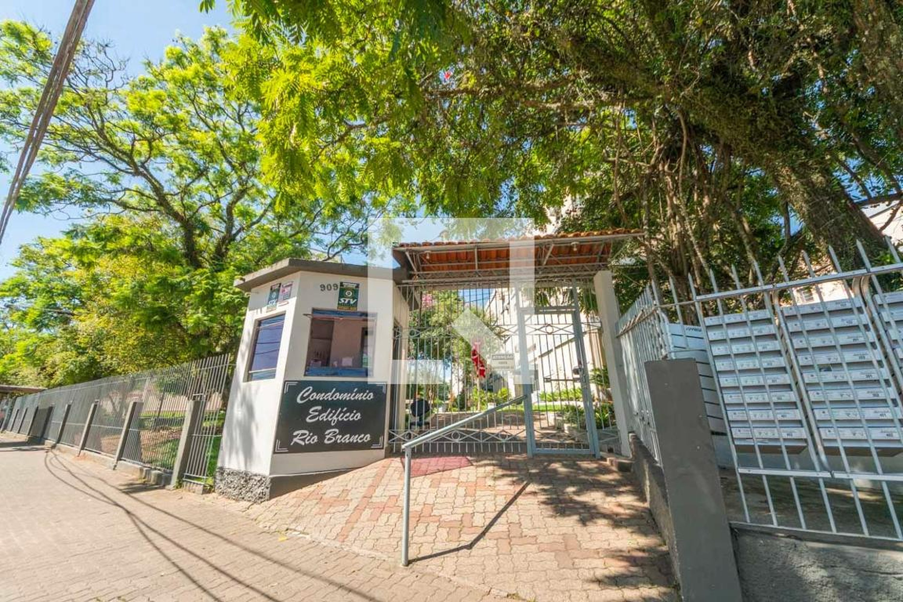 Fachada do Condomínio Condomínio Rio Branco