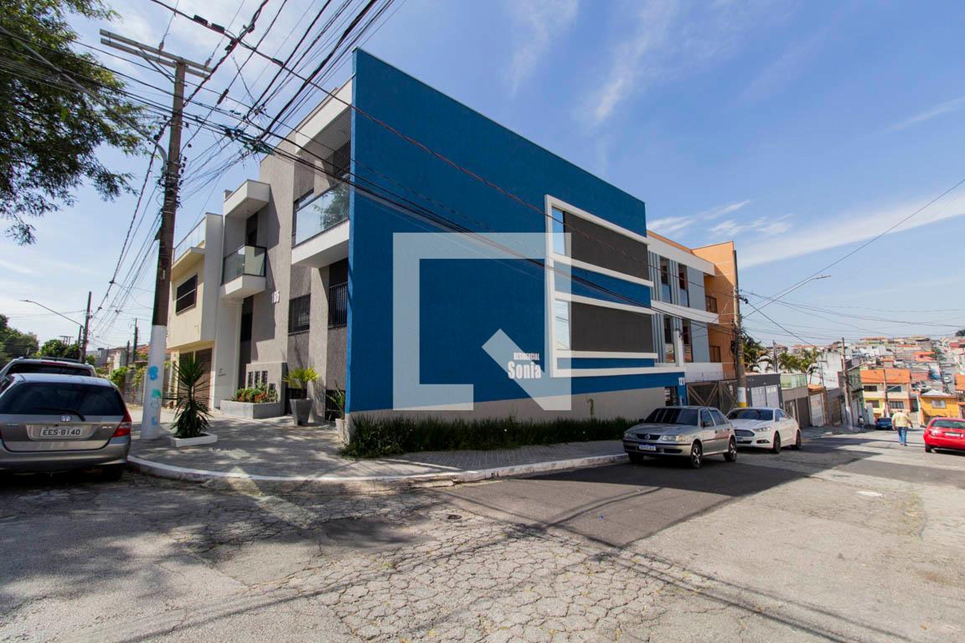 Fachada Condomínio em Rua Saboó, 265