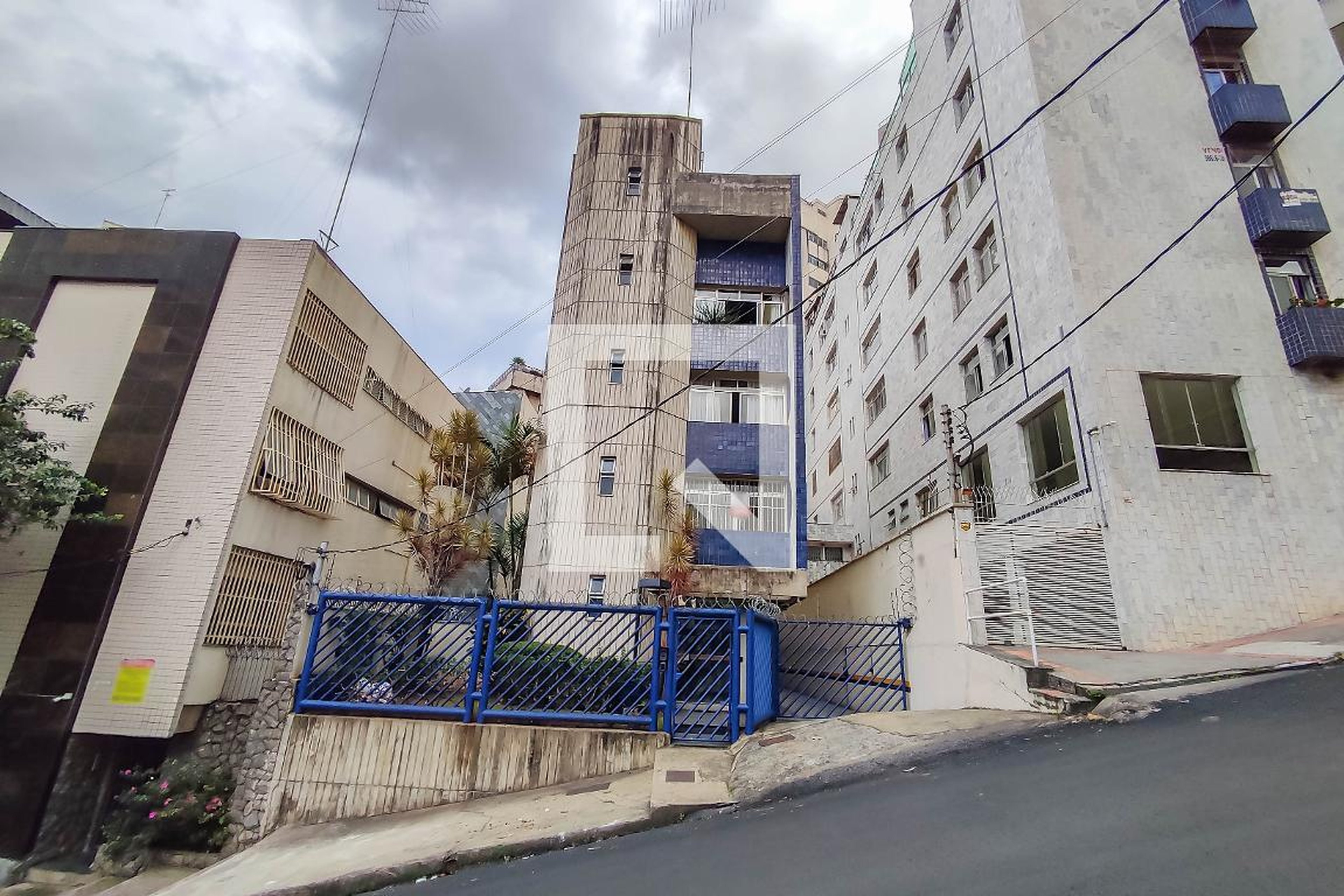 Fachada Condomínio em Rua Conselheiro Andrade Figueira, 71