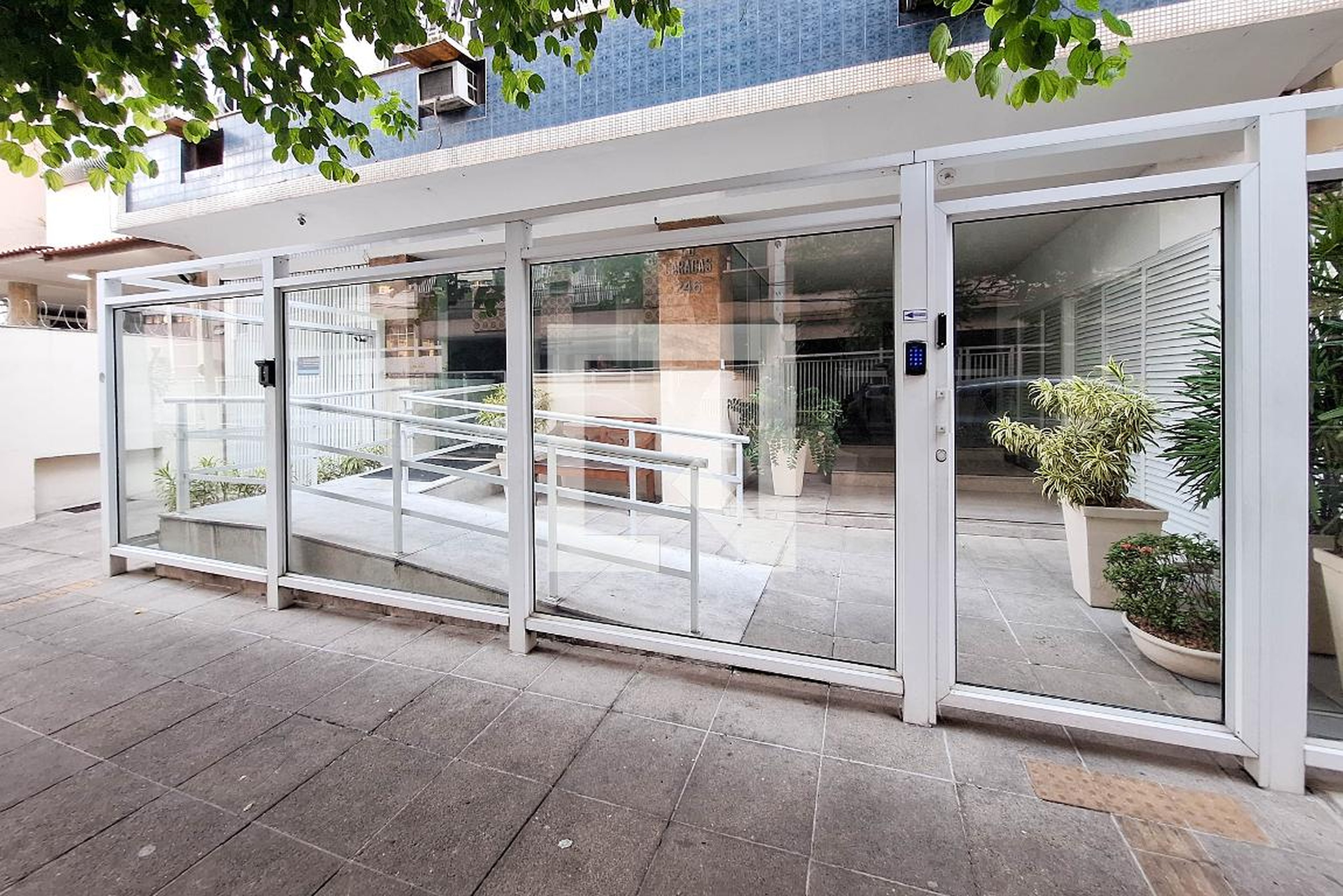 Fachada Condomínio Residencialedifício Caracas