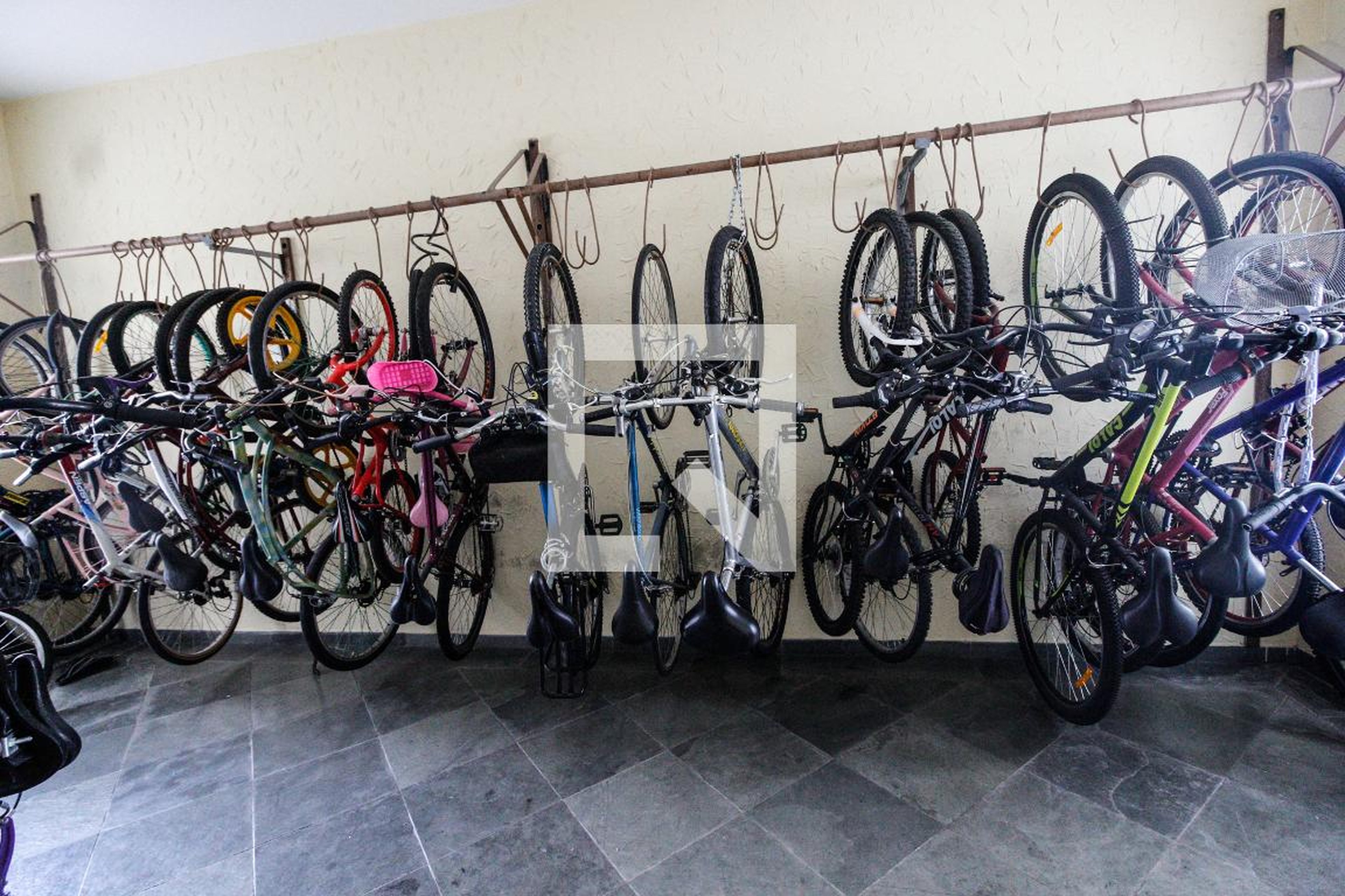 Bicicletário - Compos de Piratininga