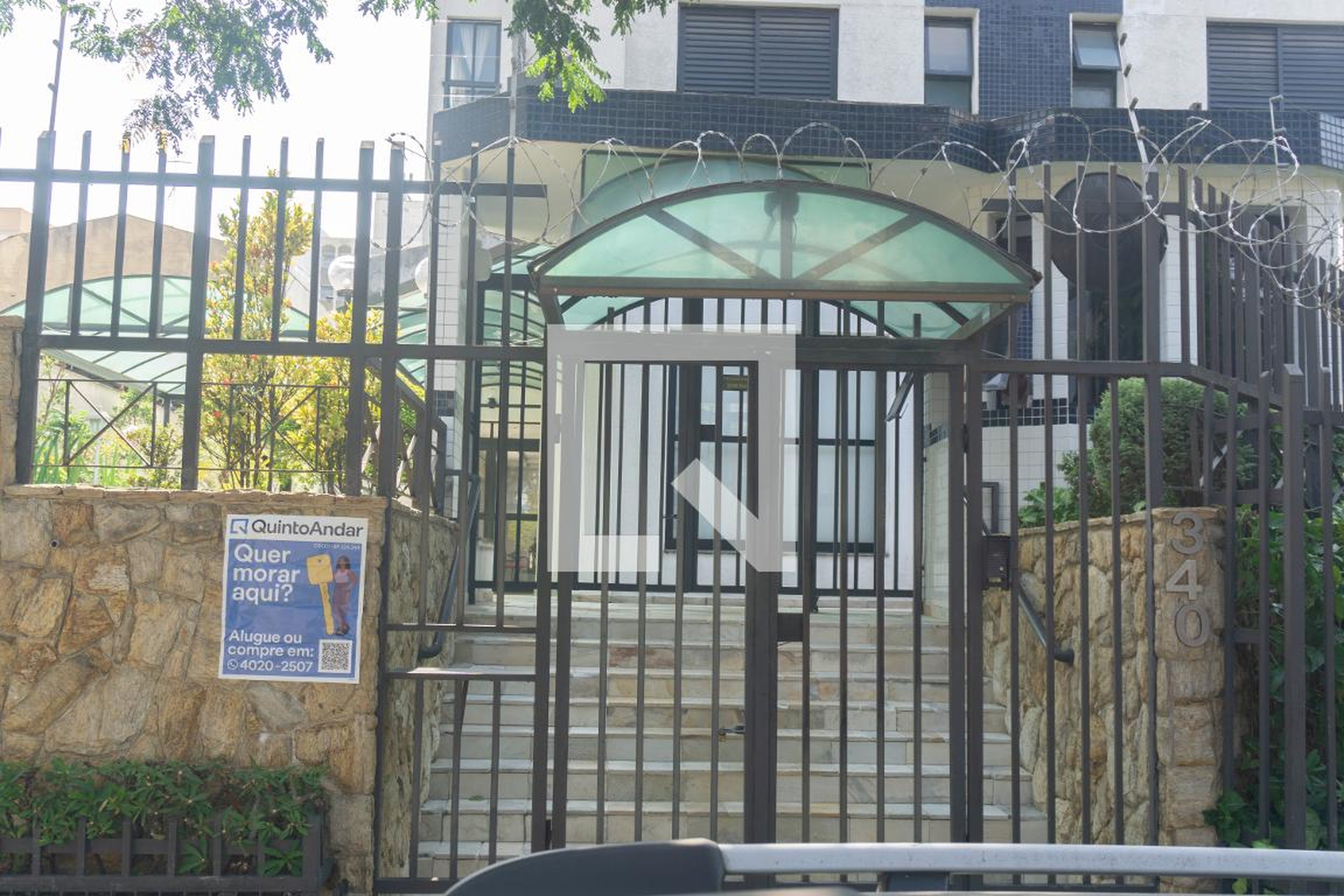 Fachada Condomínio em Rua Conde de São Joaquim 340, a