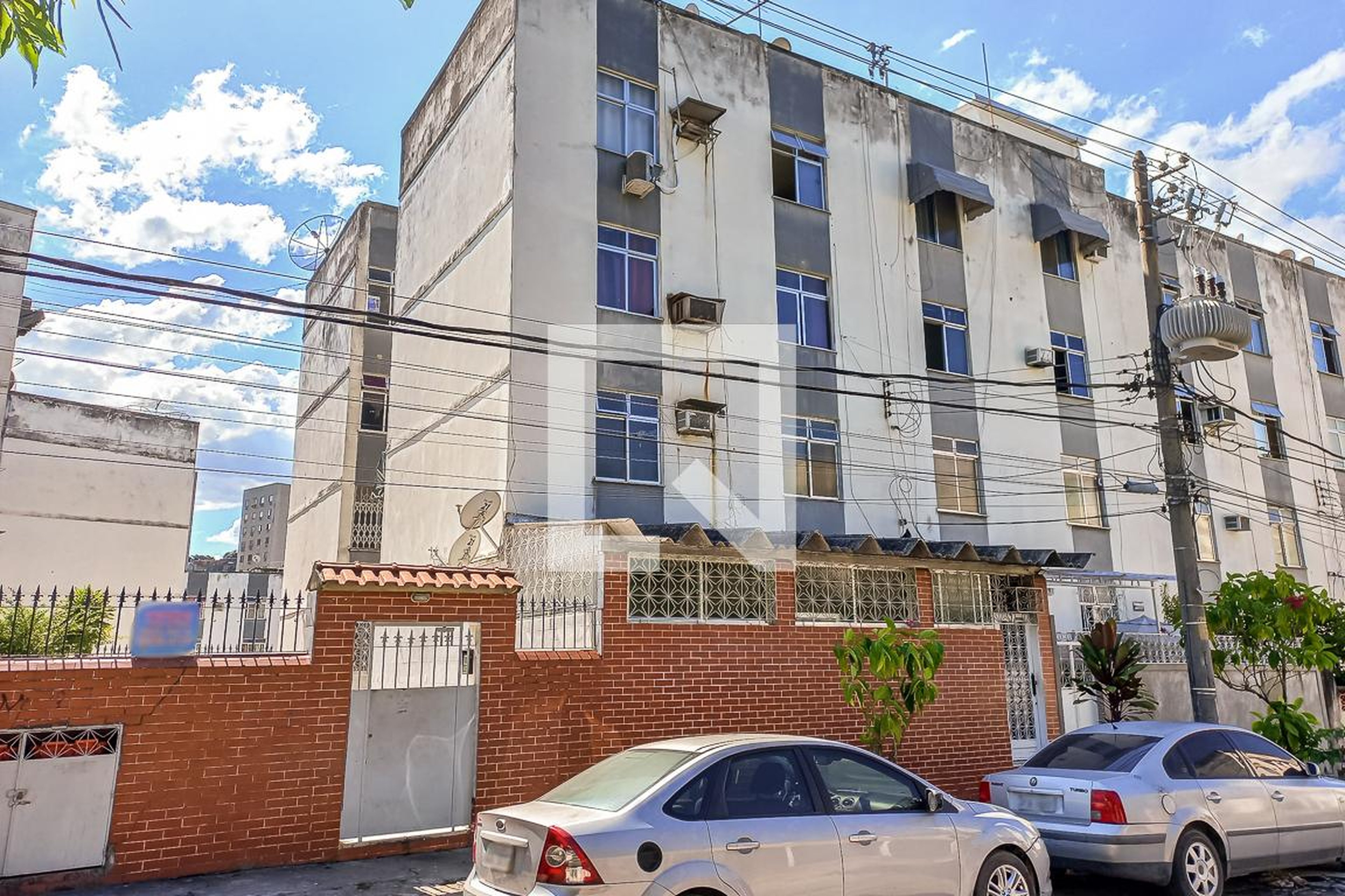 Fachada do Prédio Condomínio em Rua Jorge Martins, 965