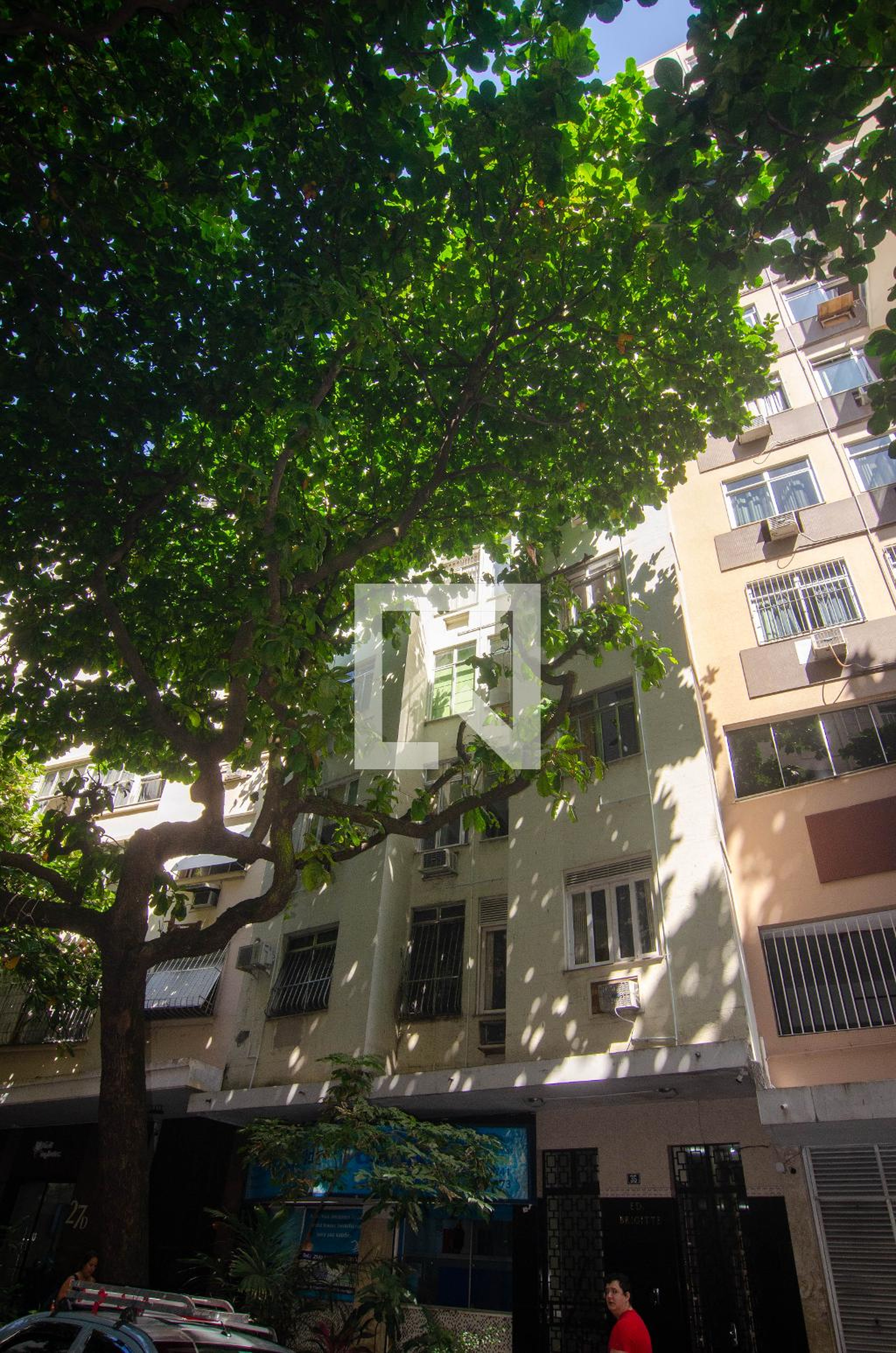 Fachada Condomínio em Rua Raimundo Corrêa, 33