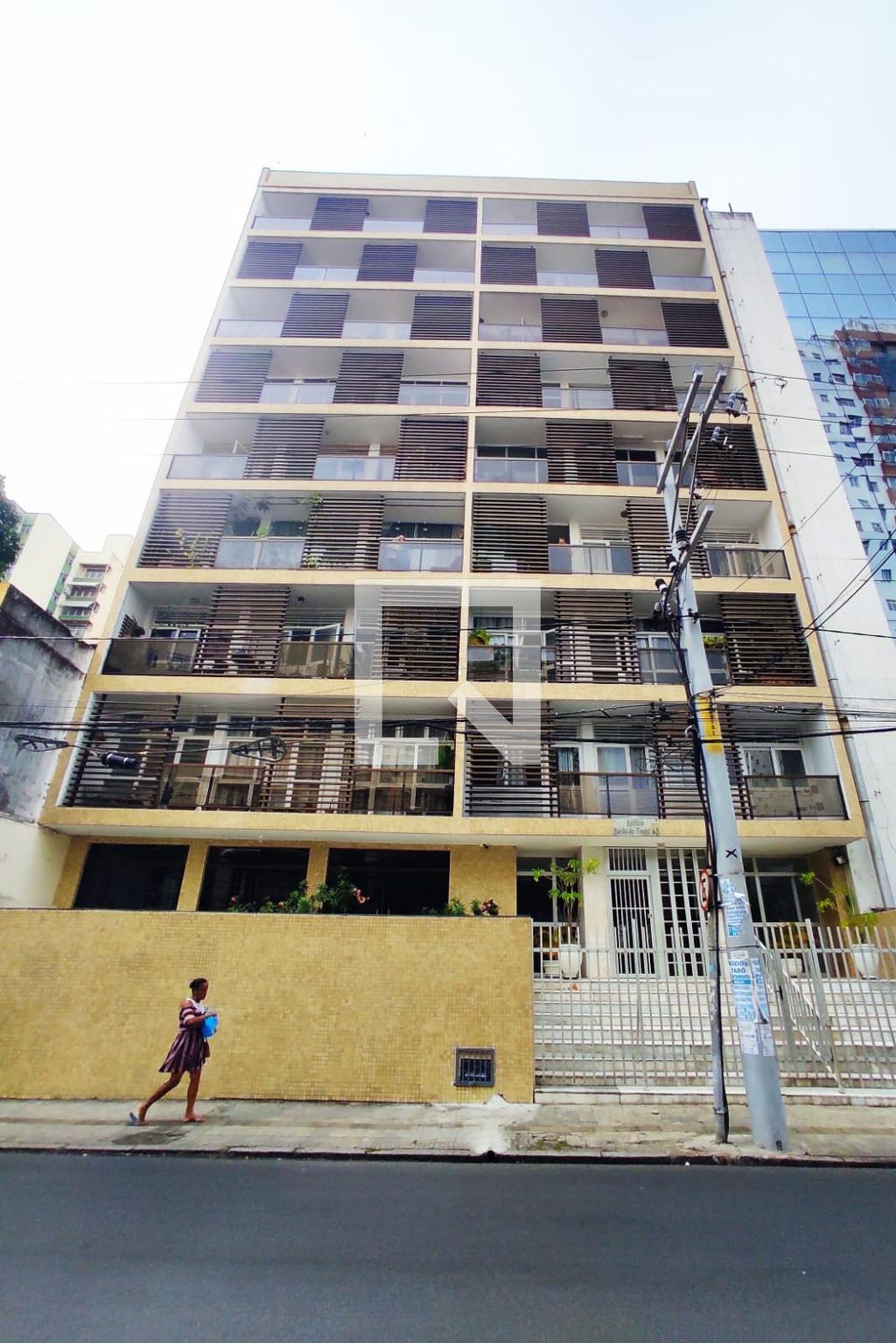 Fachada do Prédio Condomínio em Avenida Araújo Pinho, 63