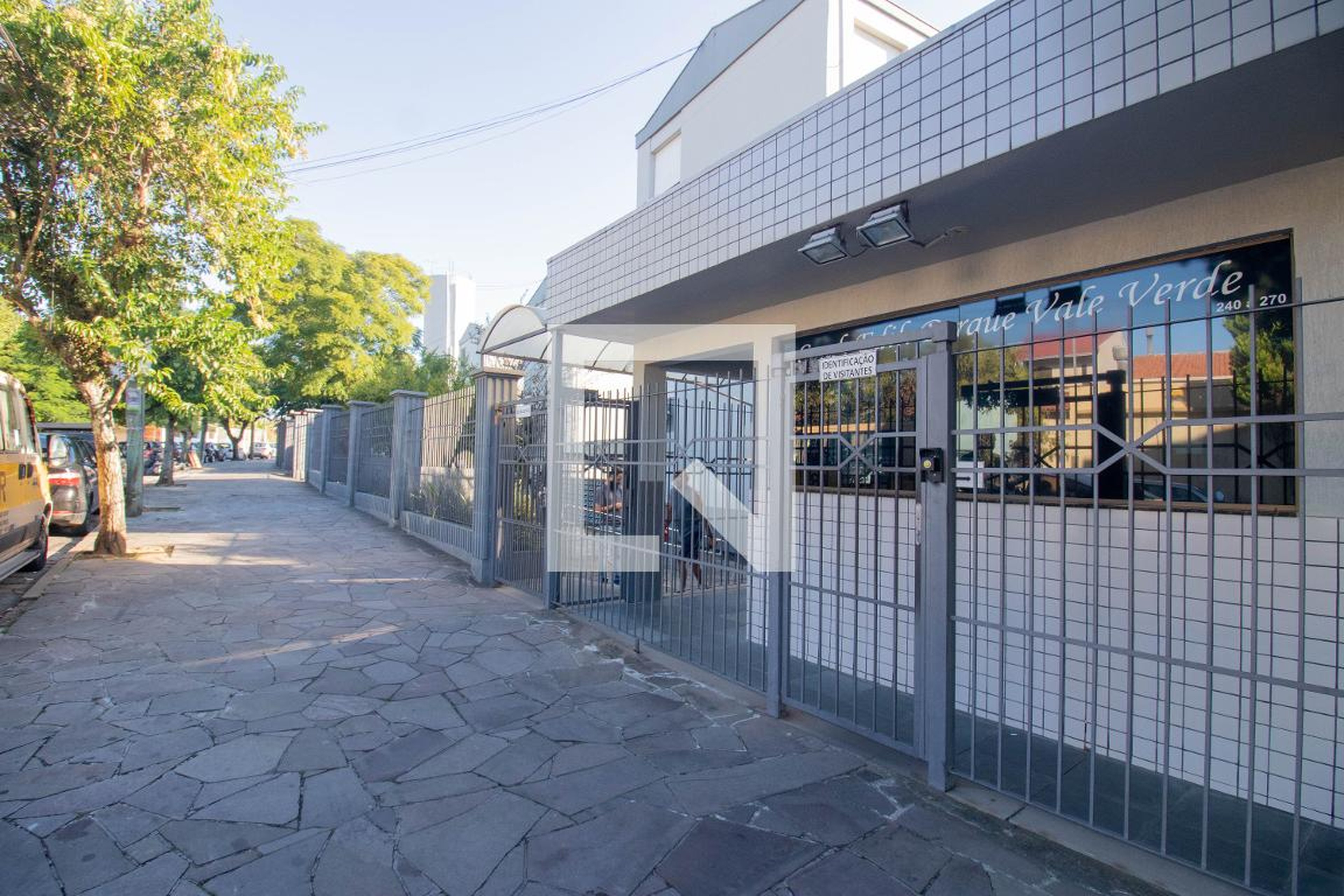 Fachada do Condomínio Condomínio Parque Vale Verde