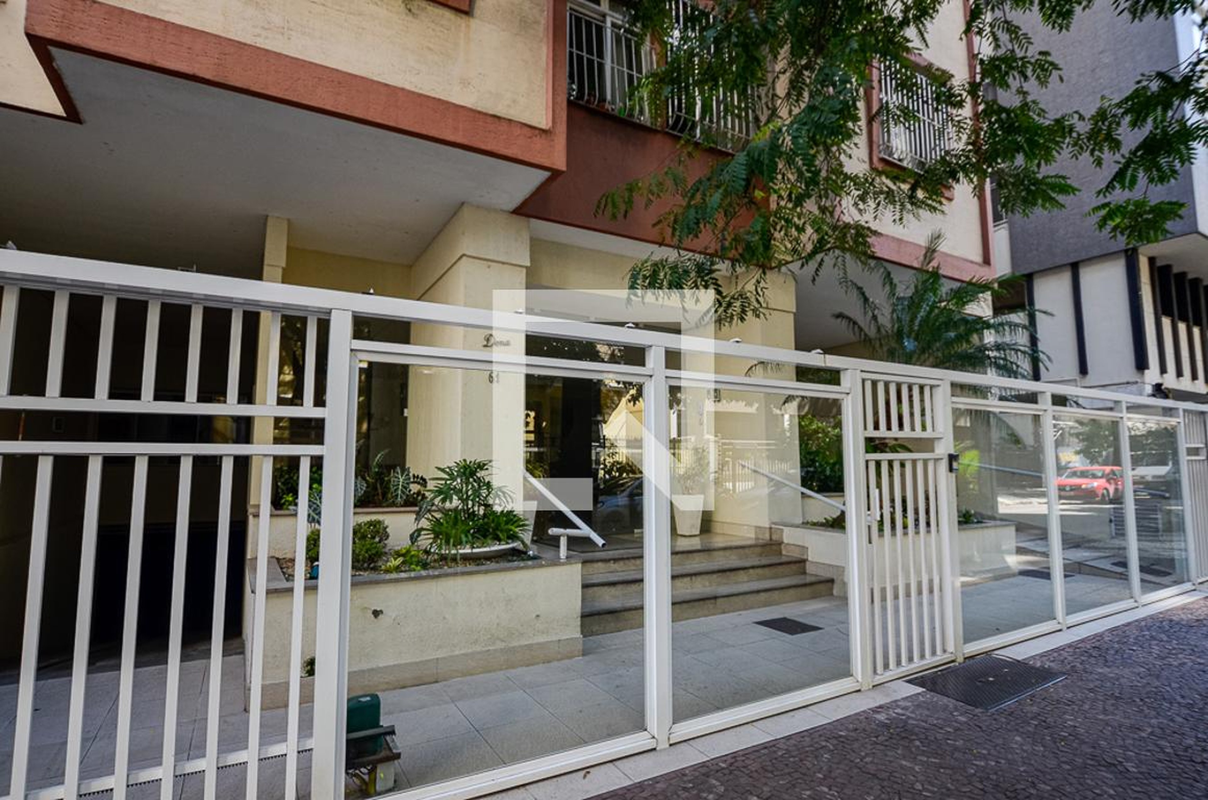 Entrada - Edifício Dona Luiza