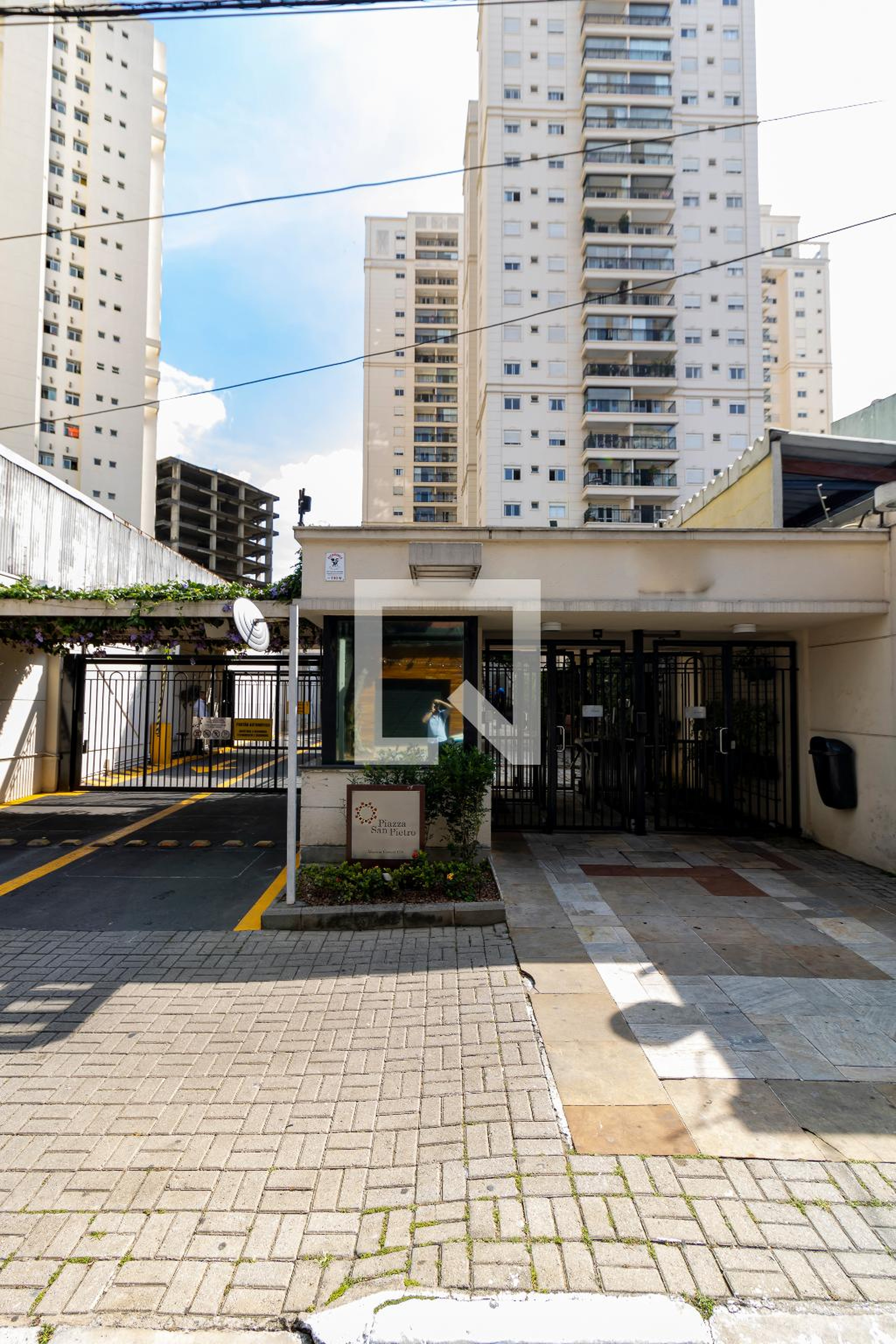 Fachada do Prédio Condomínio Piazza San Pietro