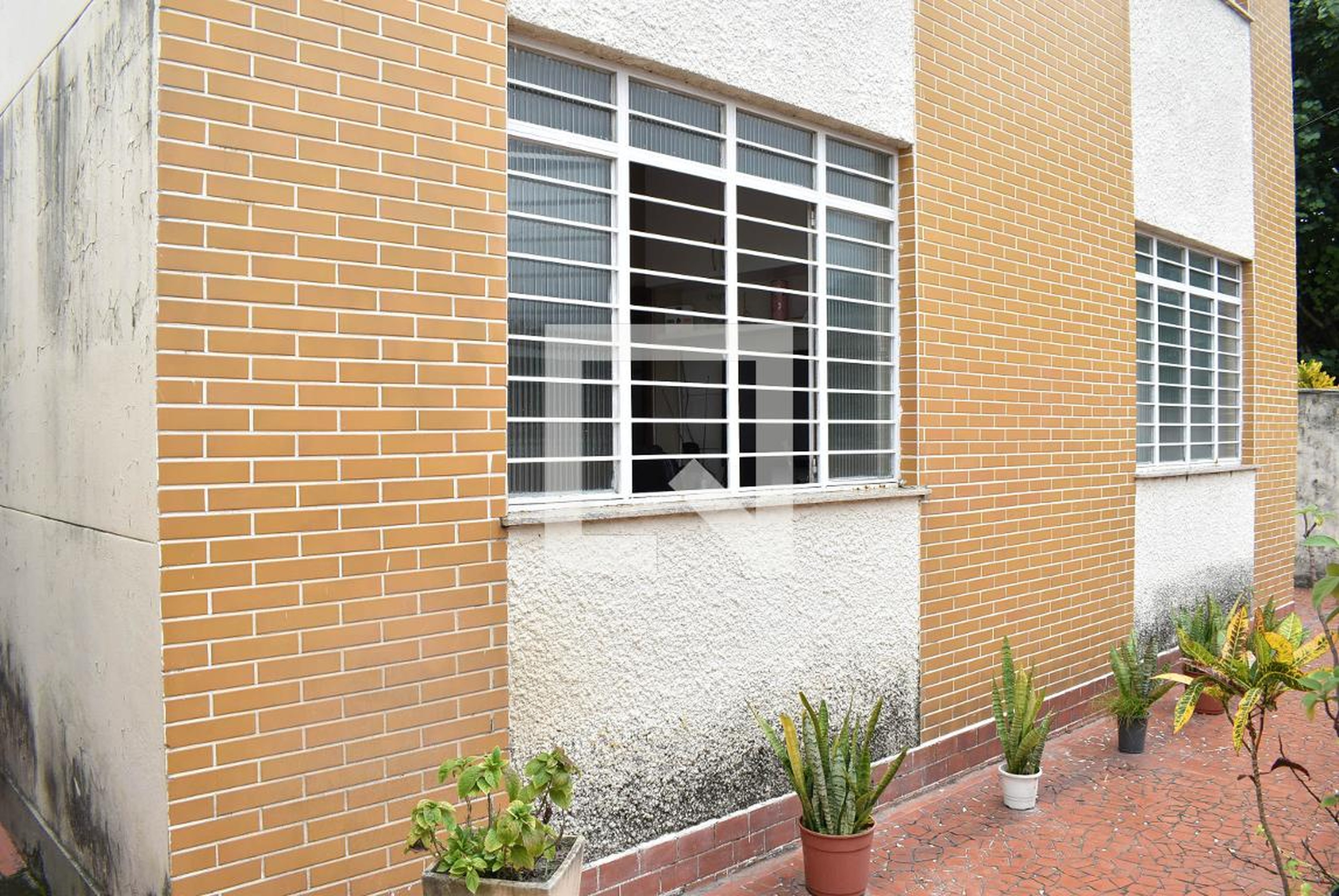 Fachada Condomínio em Avenida Albardâo, 500