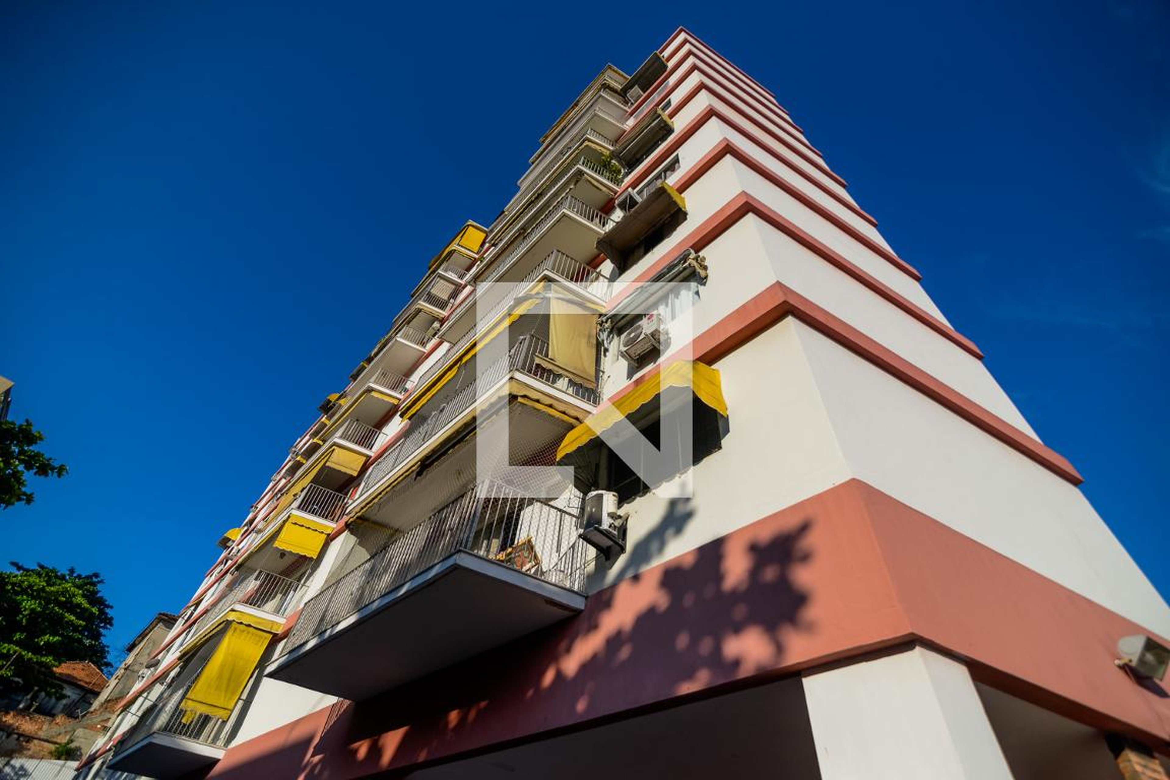 Fachada Edifício Professor Quintino do Vale