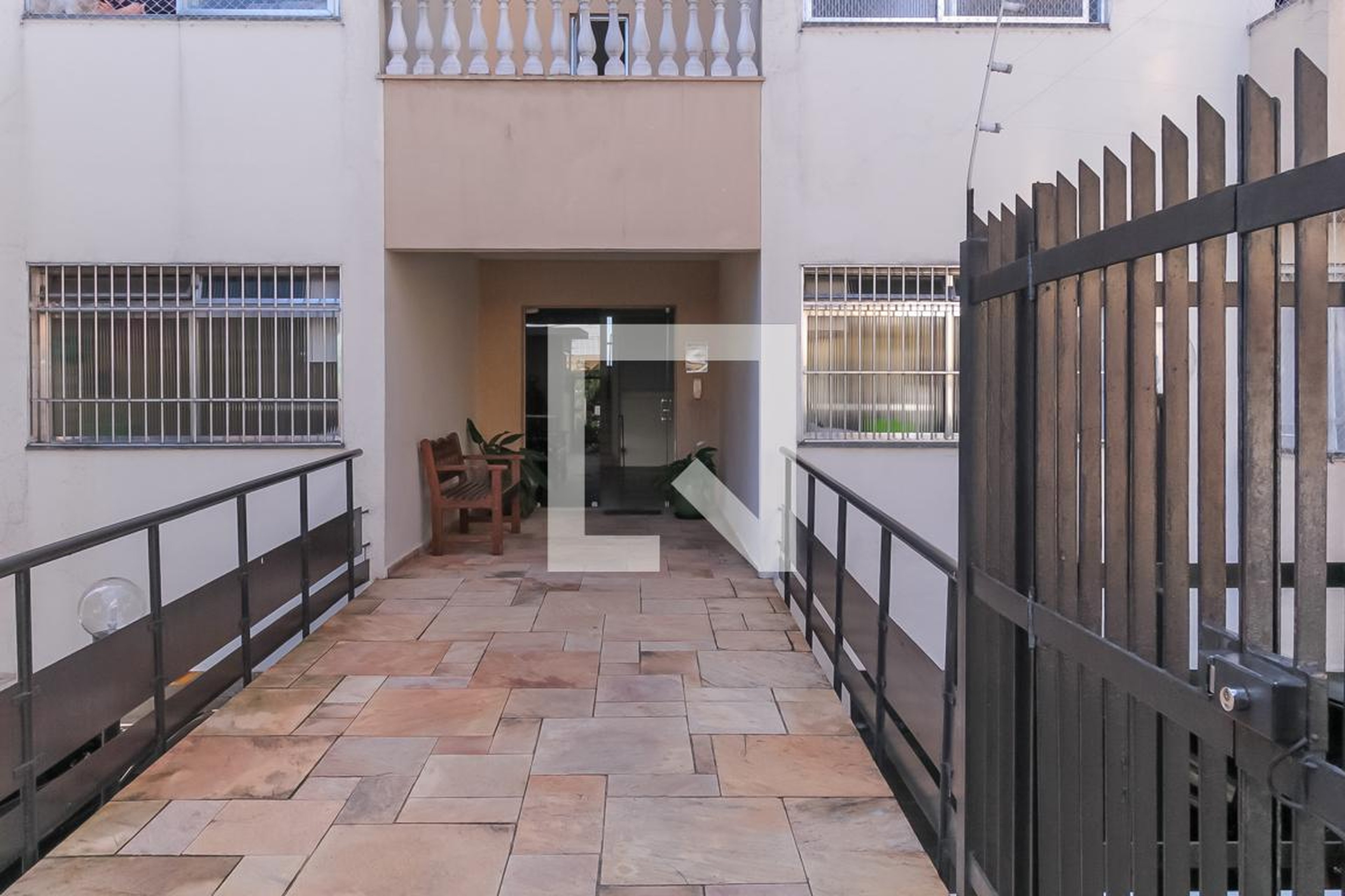 Entrada - Edifício Village