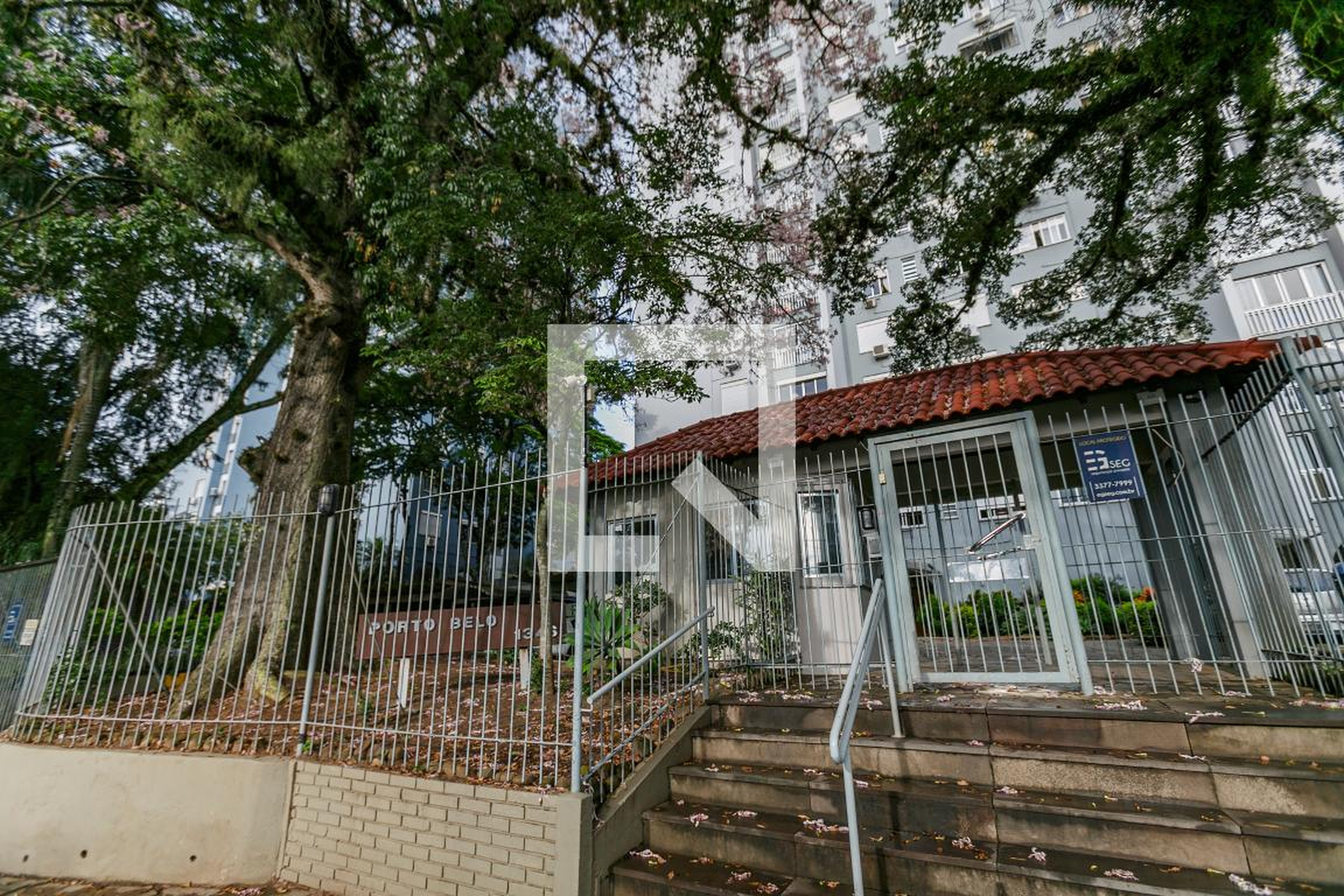 Fachada Condomínio Por do Sol