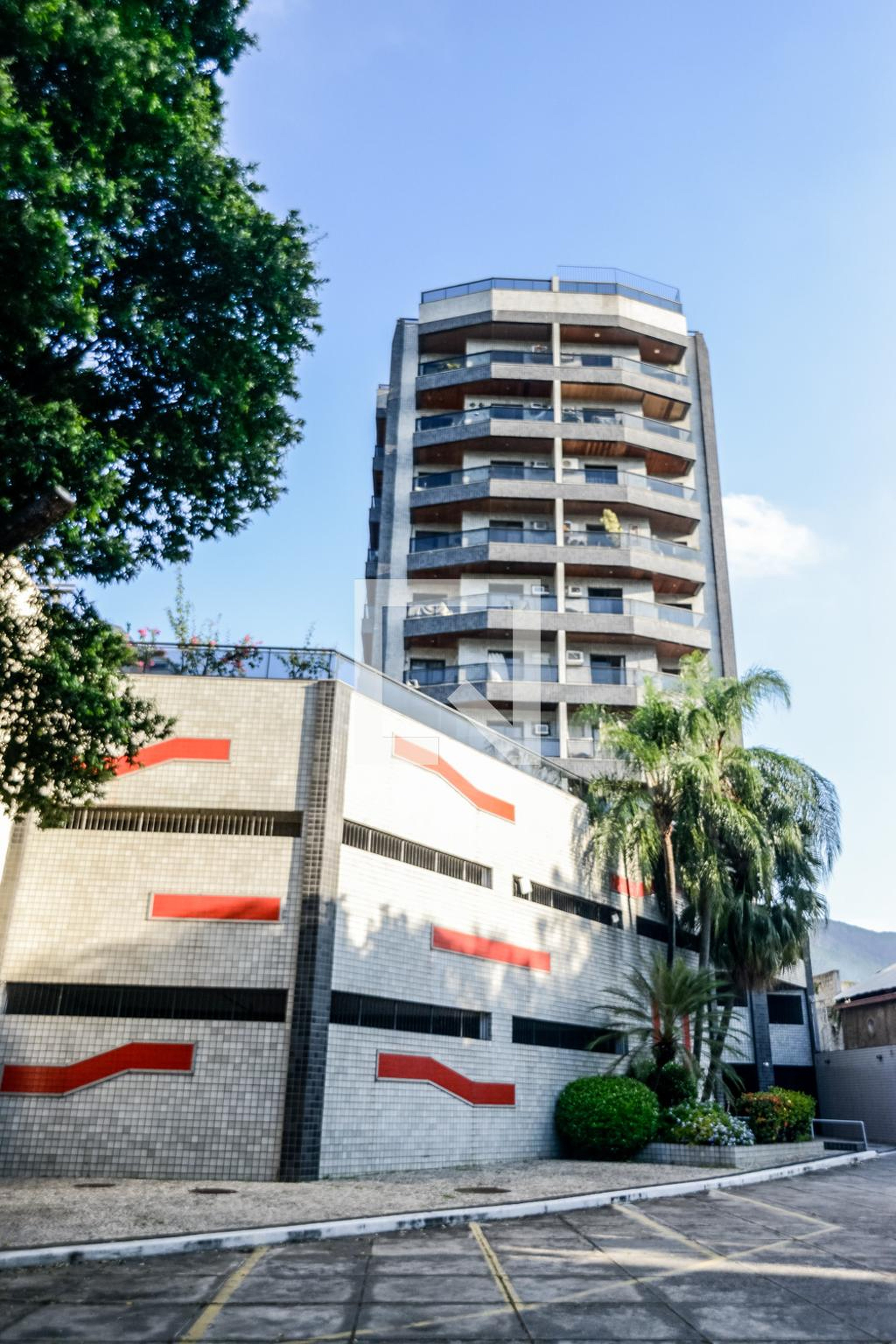 Fachada Edifício Eliane