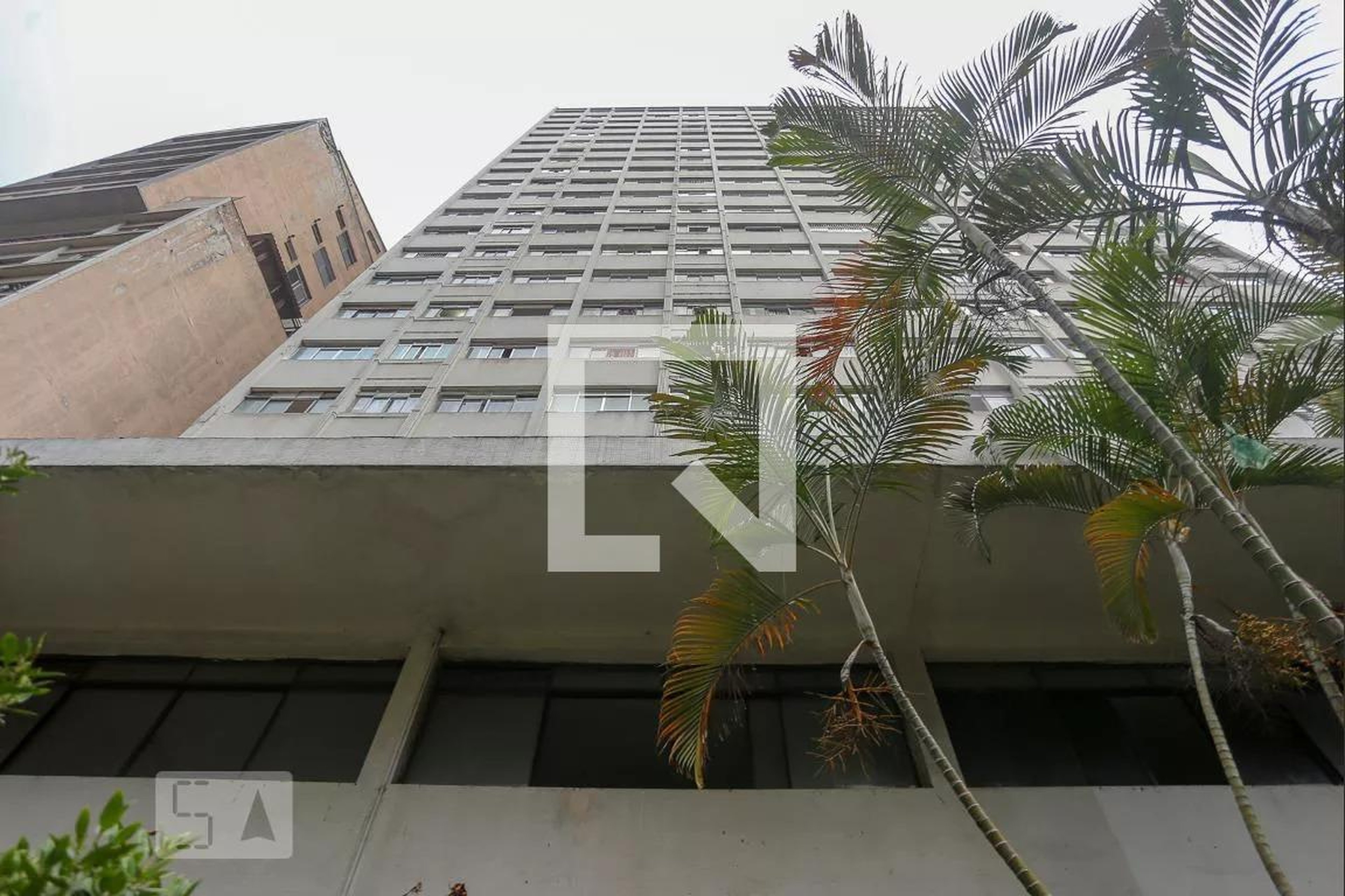 Fachada do Prédio Edifício Arco-Iris