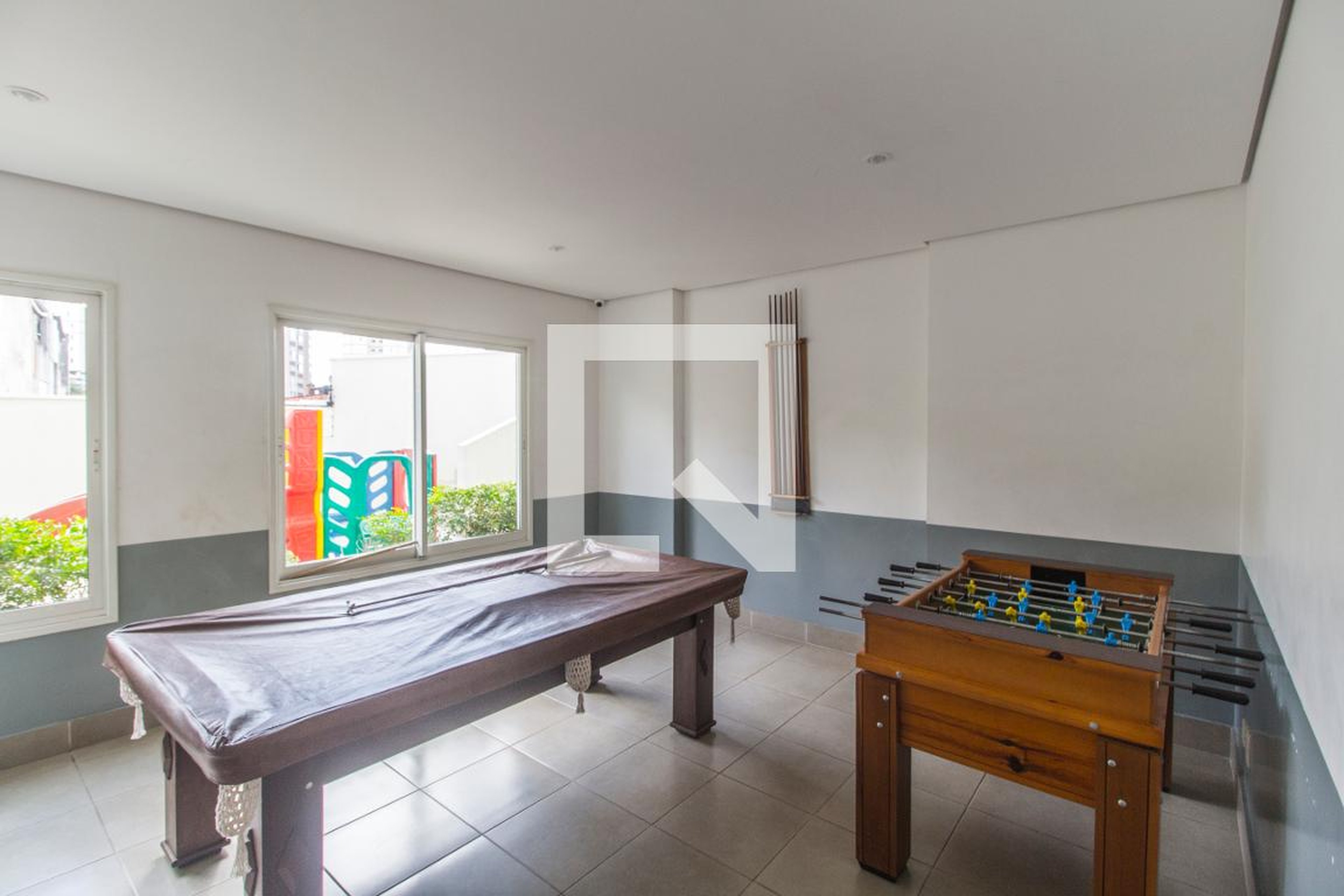 Sala de Jogos - Flor da Terra