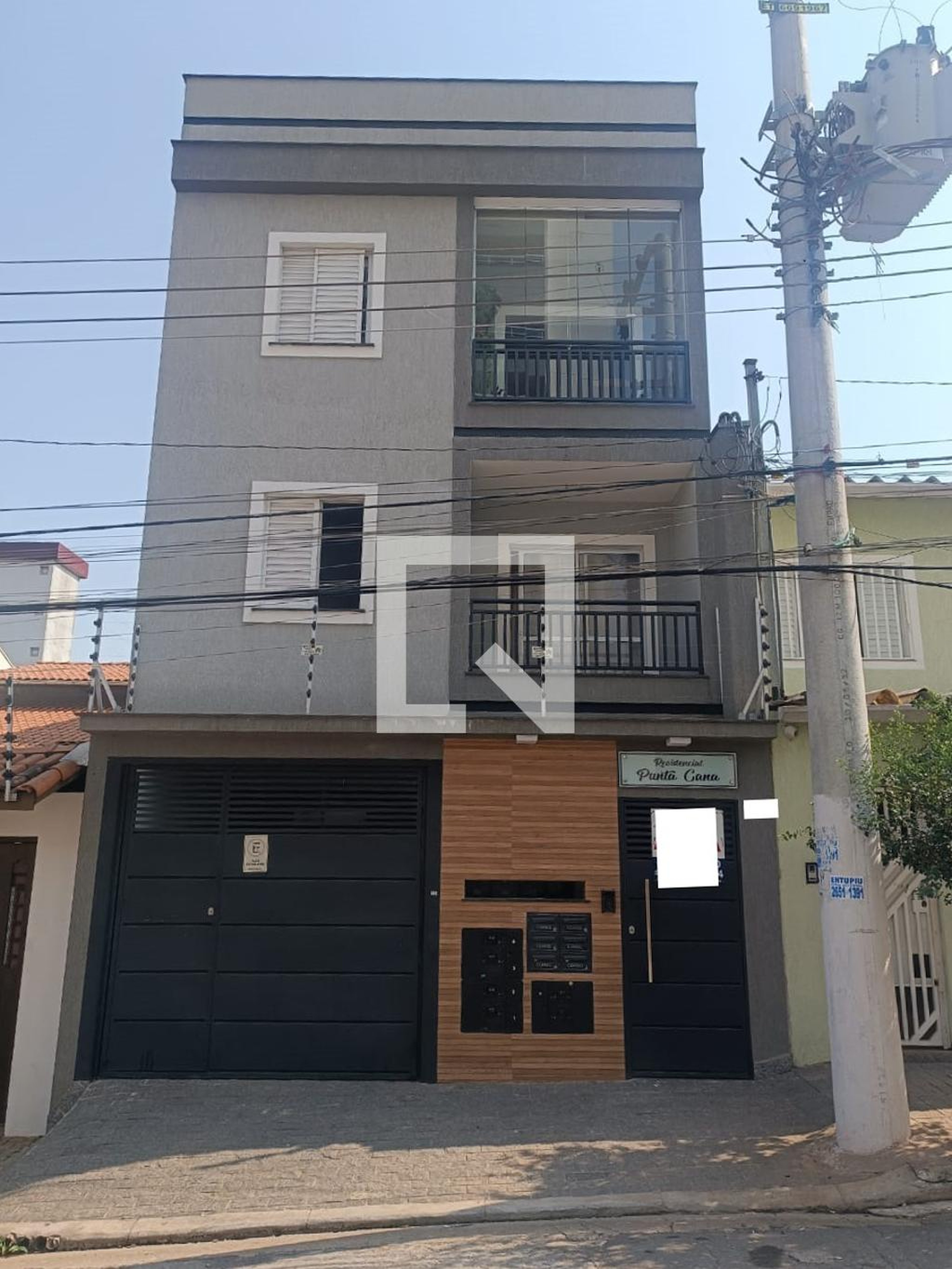 Fachada Condomínio em Rua Monsenhor Francisco de Paula, 390