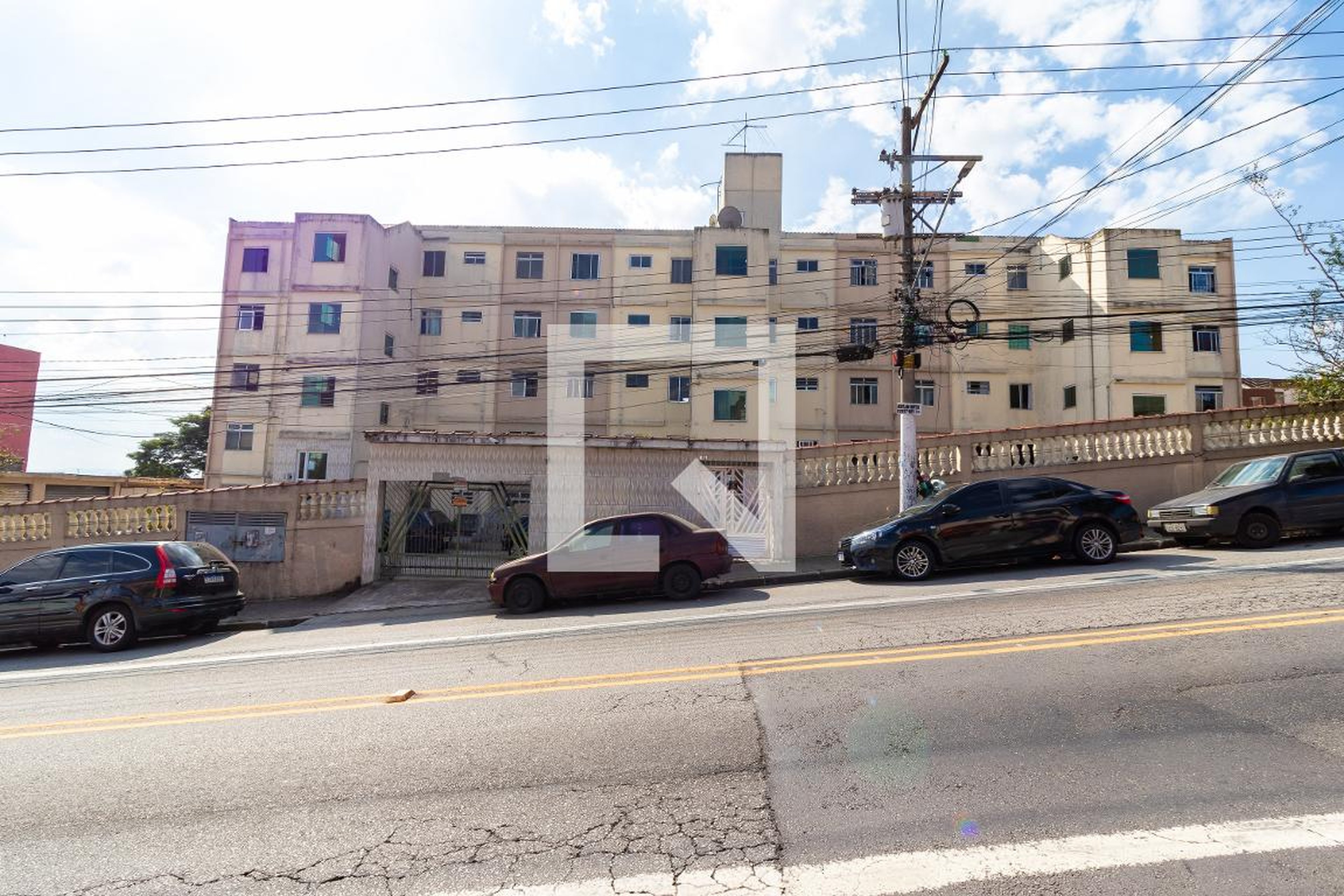 Fachada do Prédio Condomínio em Rua Jardim Tamoio, 611