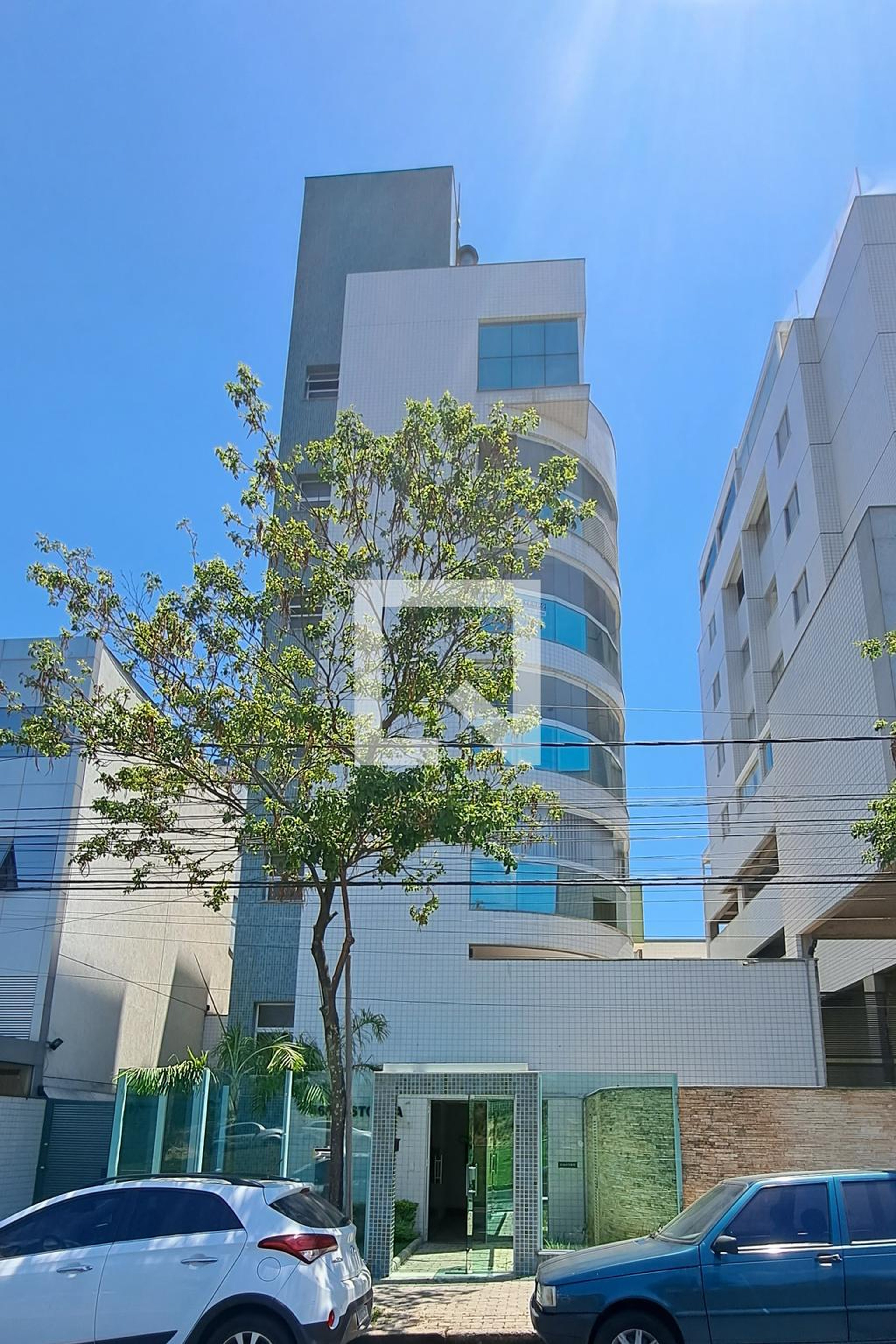 Fachada Condomínio em Avenida Altamiro Avelino Soares, 468